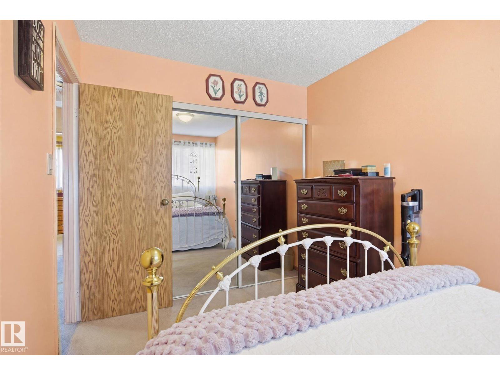 3237 142 AV NW, Edmonton