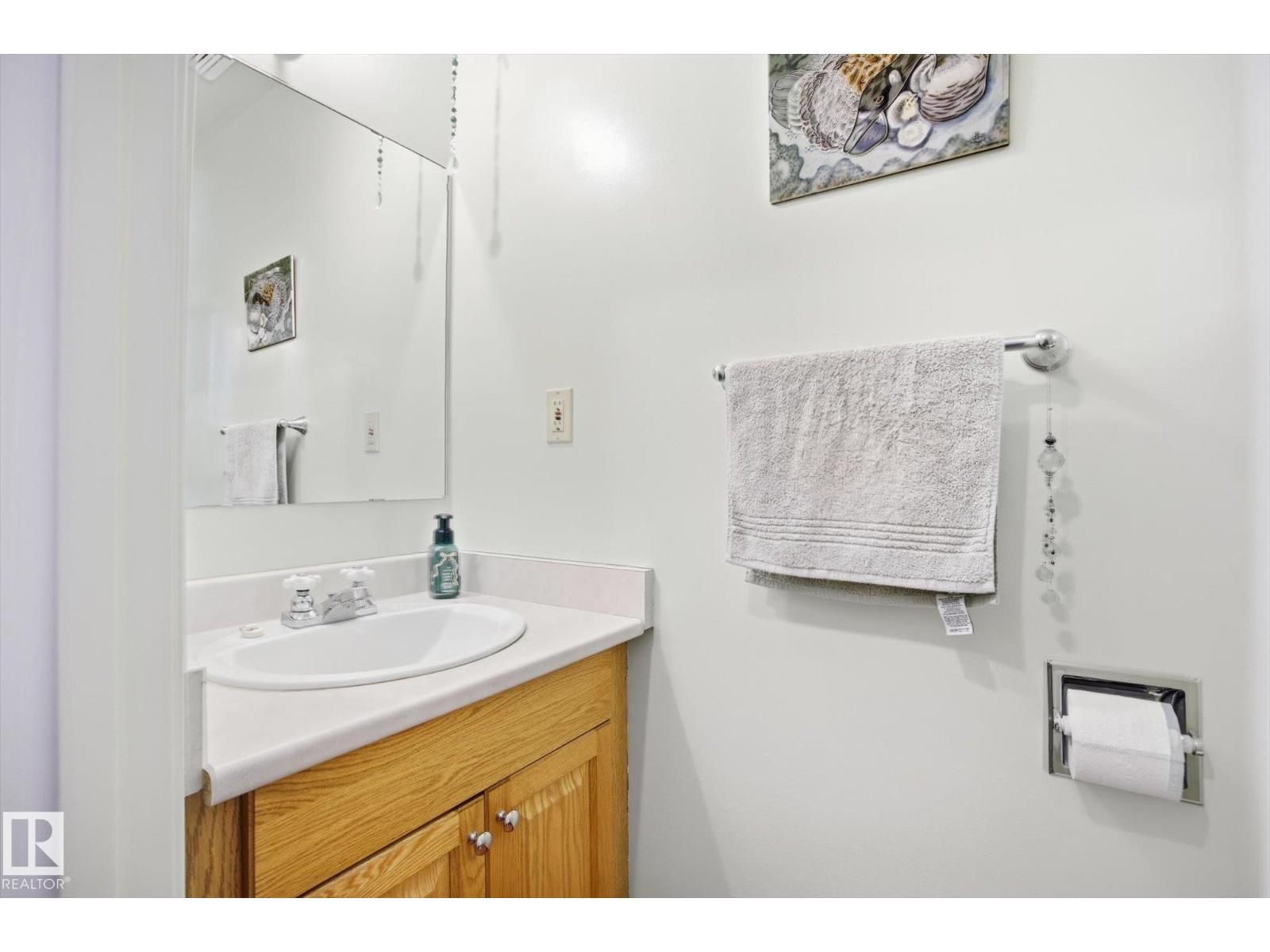 3237 142 AV NW, Edmonton