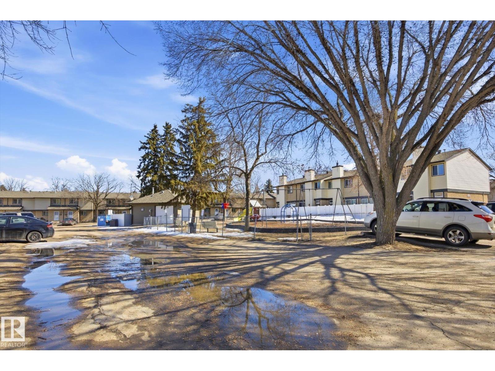 3237 142 AV NW, Edmonton