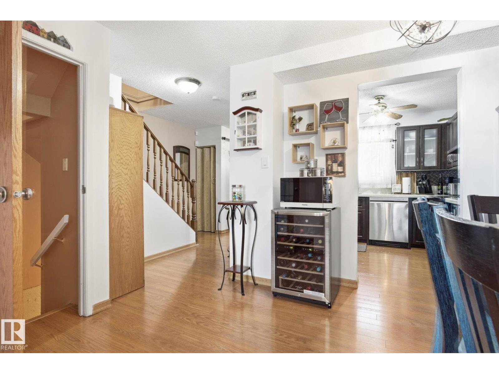 3237 142 AV NW, Edmonton