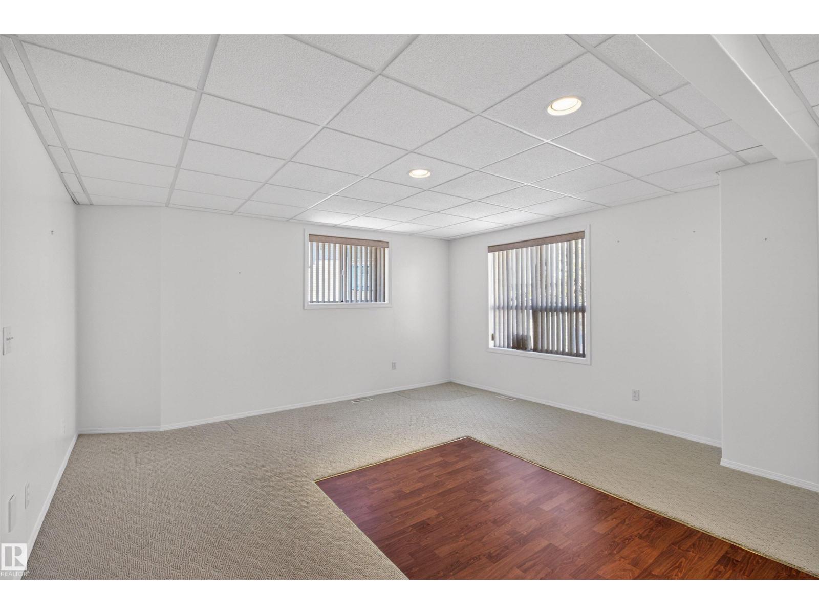 25 DONNELY, Sherwood Park