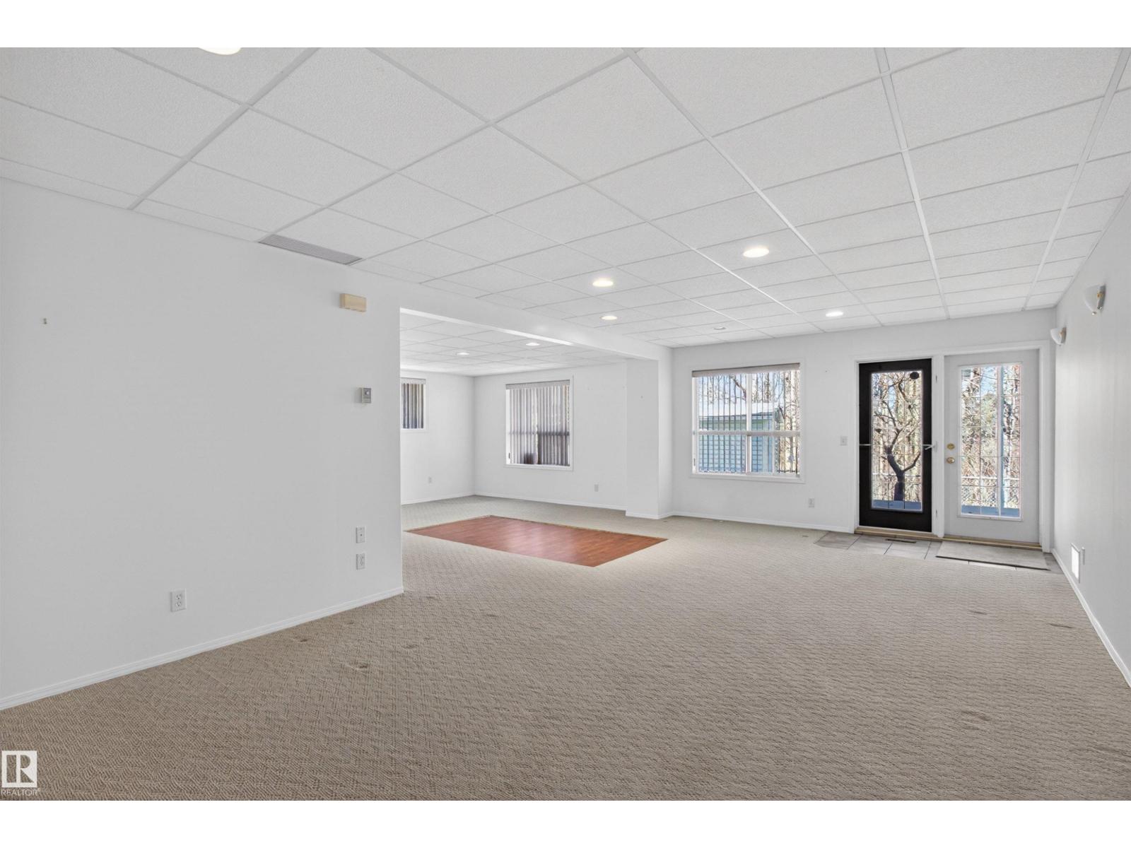 25 DONNELY, Sherwood Park