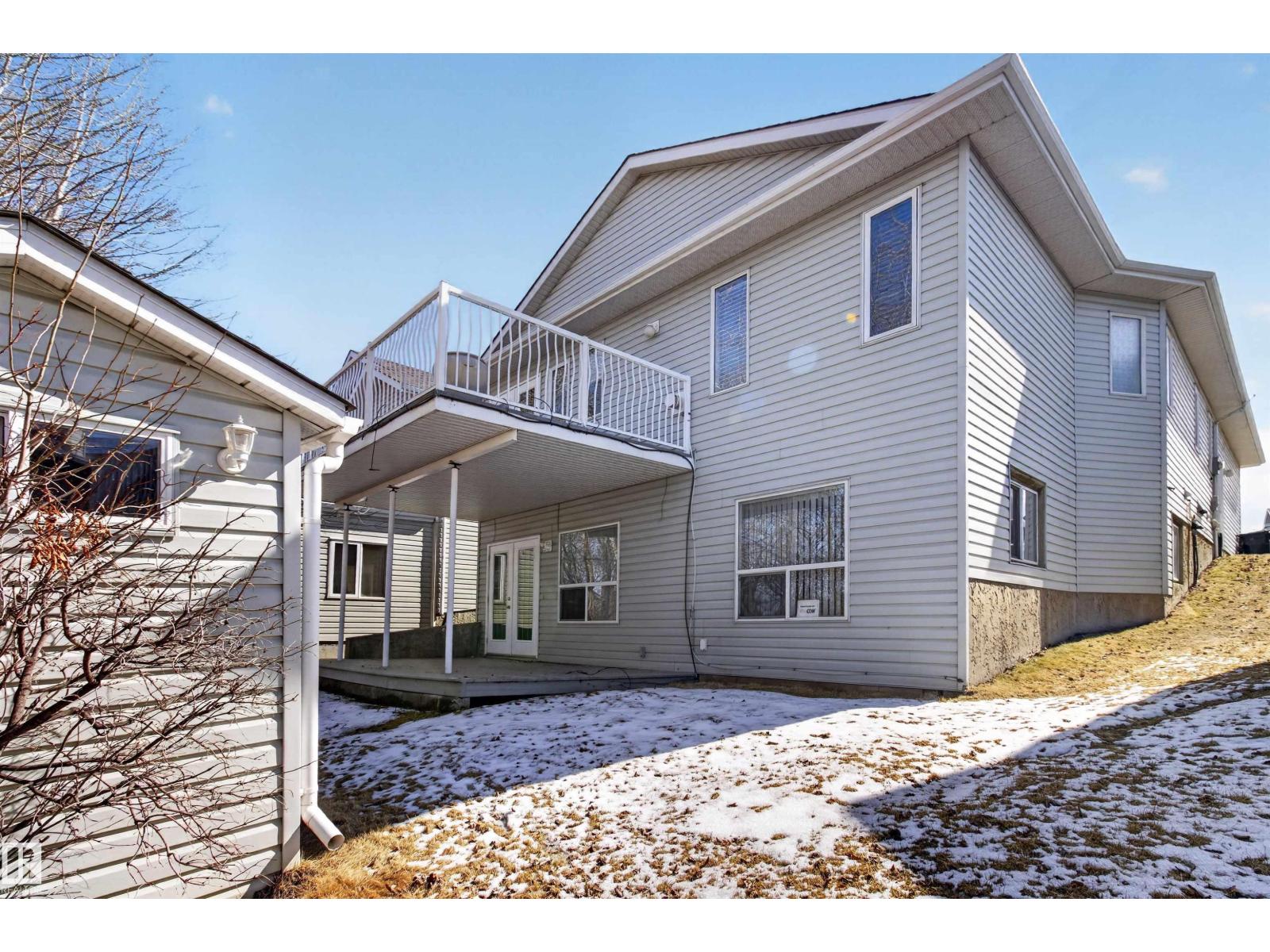 25 DONNELY, Sherwood Park