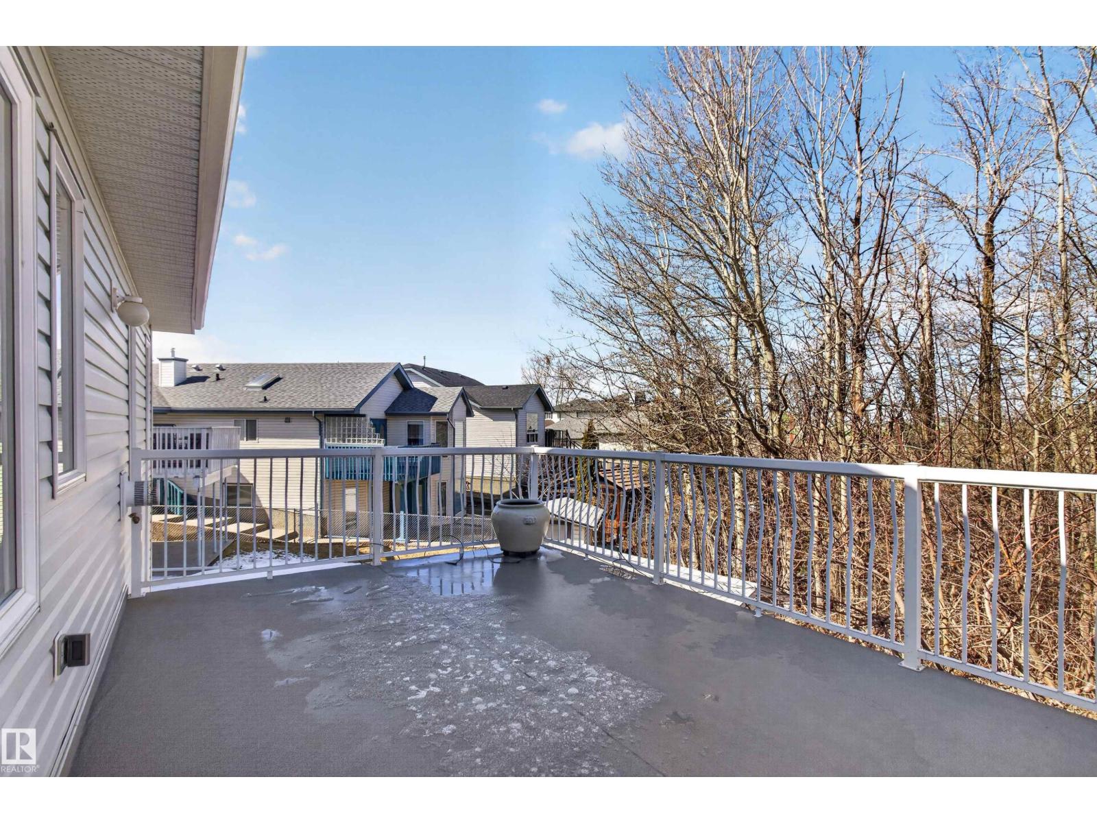 25 DONNELY, Sherwood Park