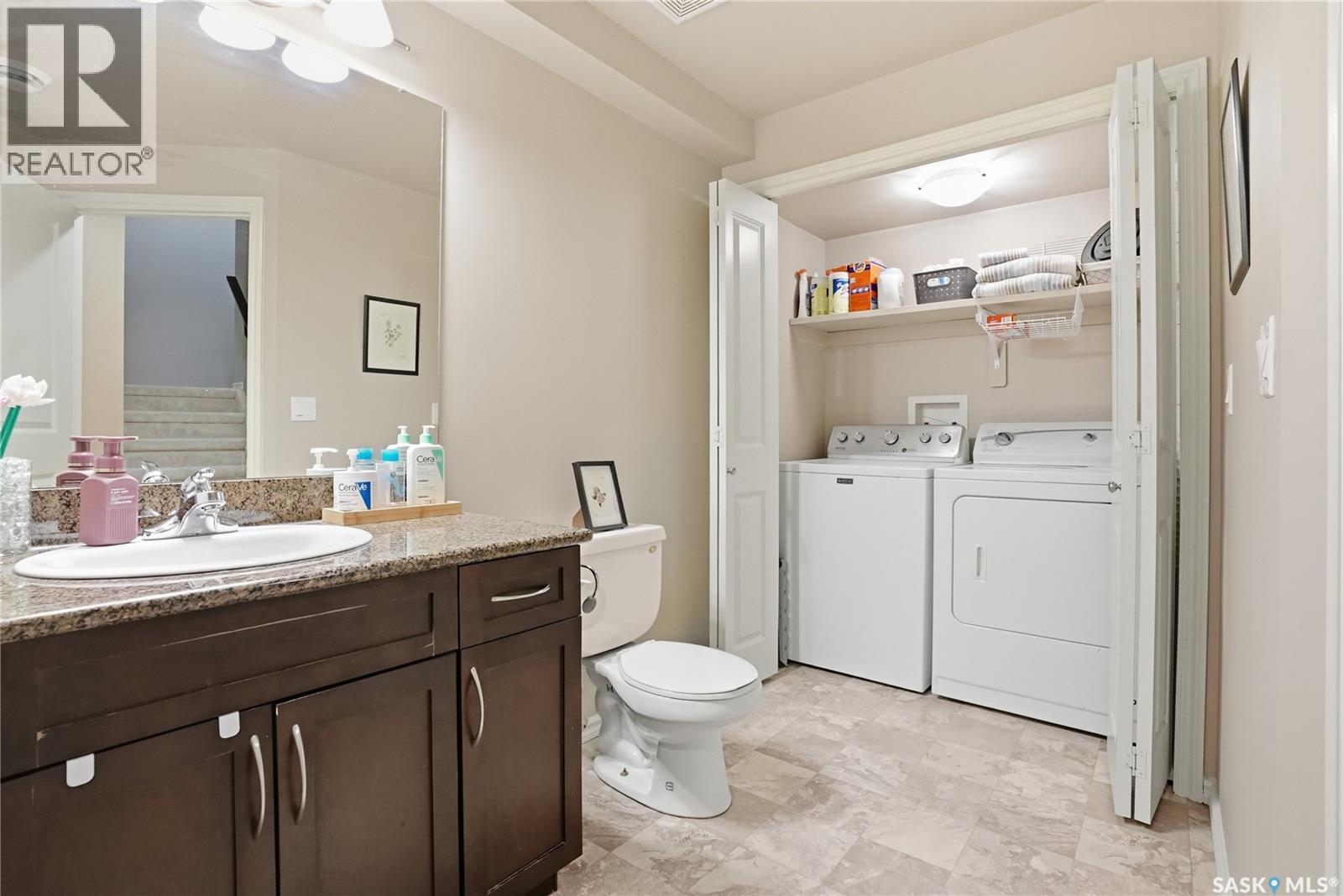 #402 615 LYND CRESCENT - 40