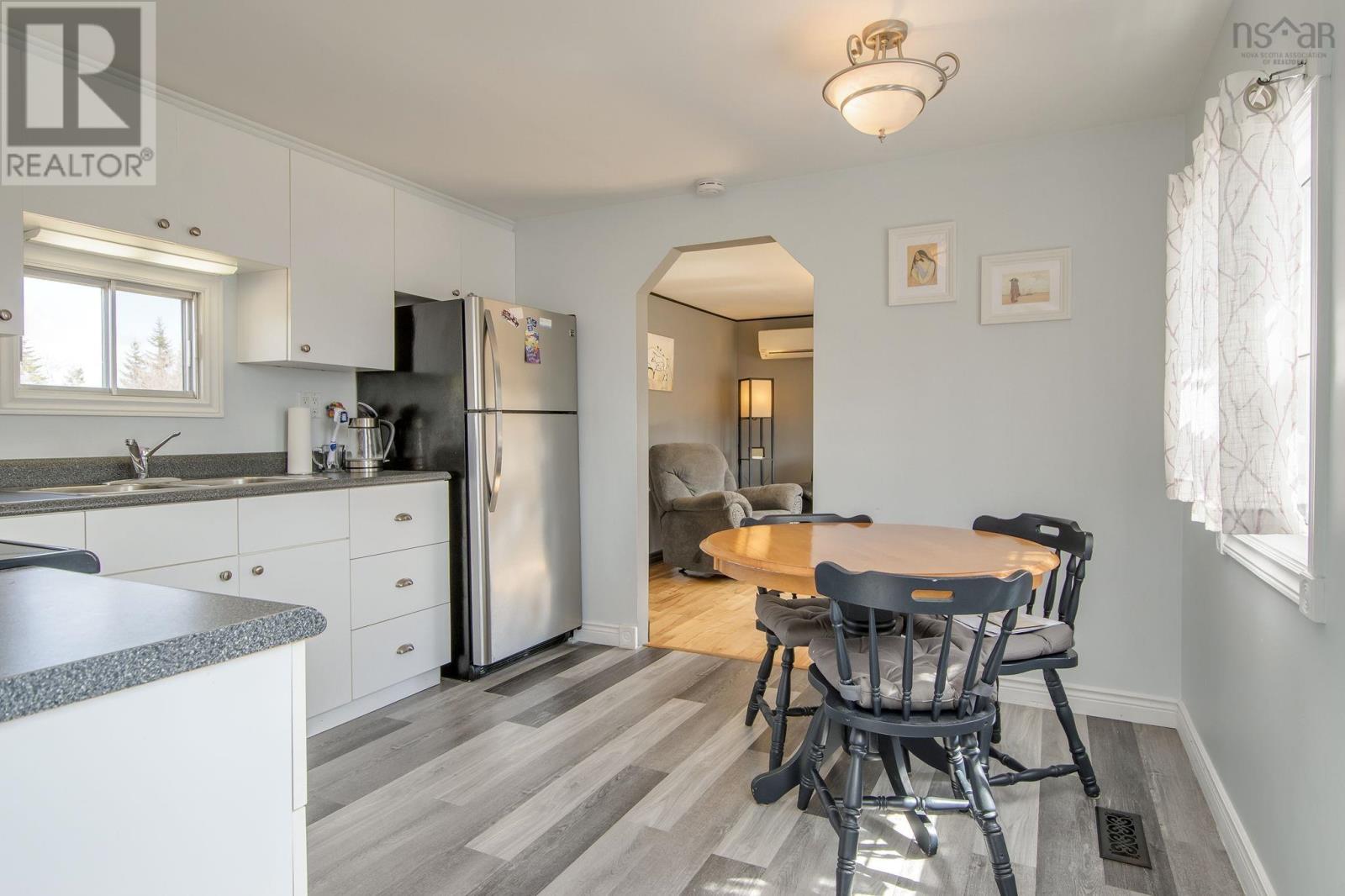 Property 20 of 40 of 4609 Highway 211