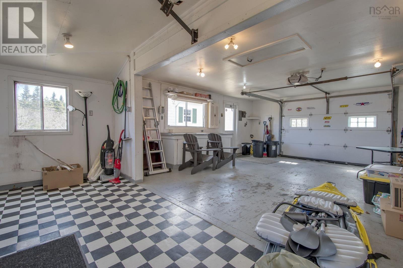 Property 33 of 40 of 4609 Highway 211