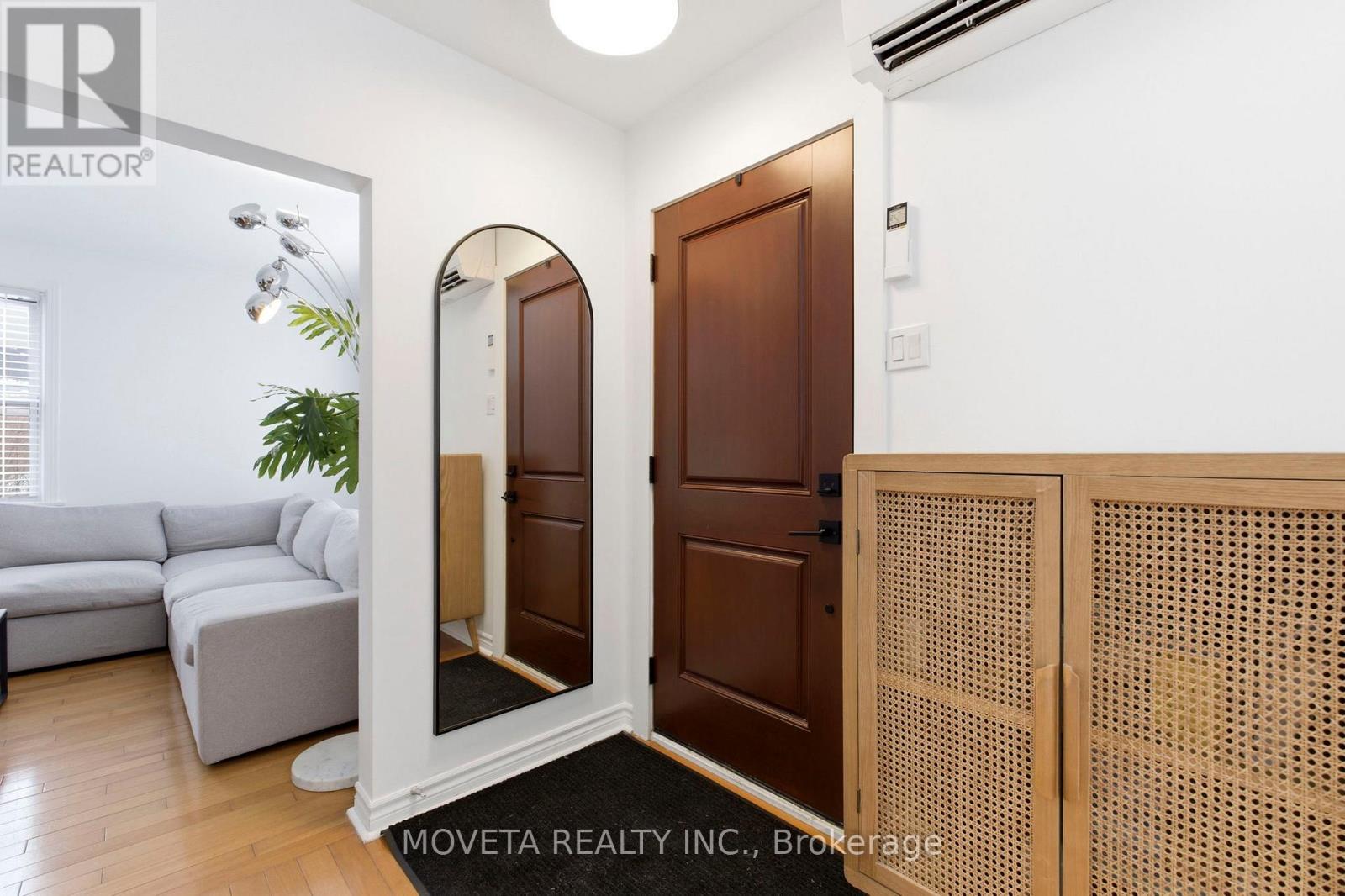 Front Entryway