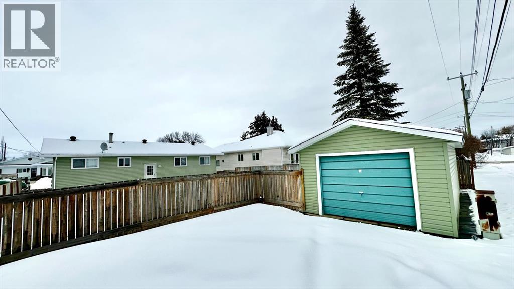 10305 104 Avenue, Lac La Biche