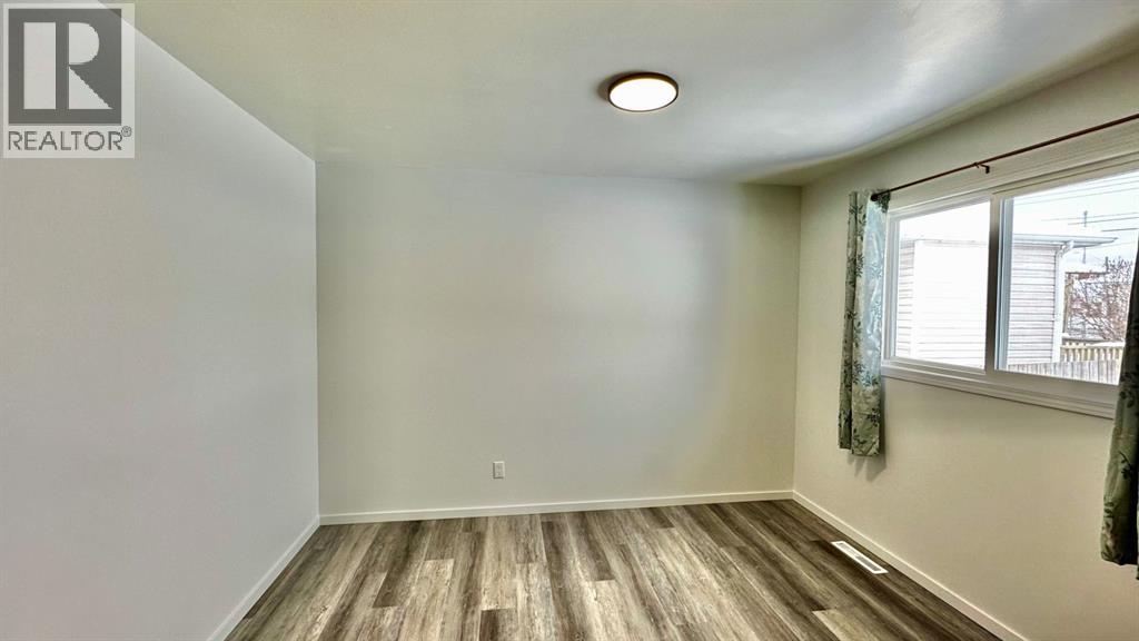 10305 104 Avenue, Lac La Biche