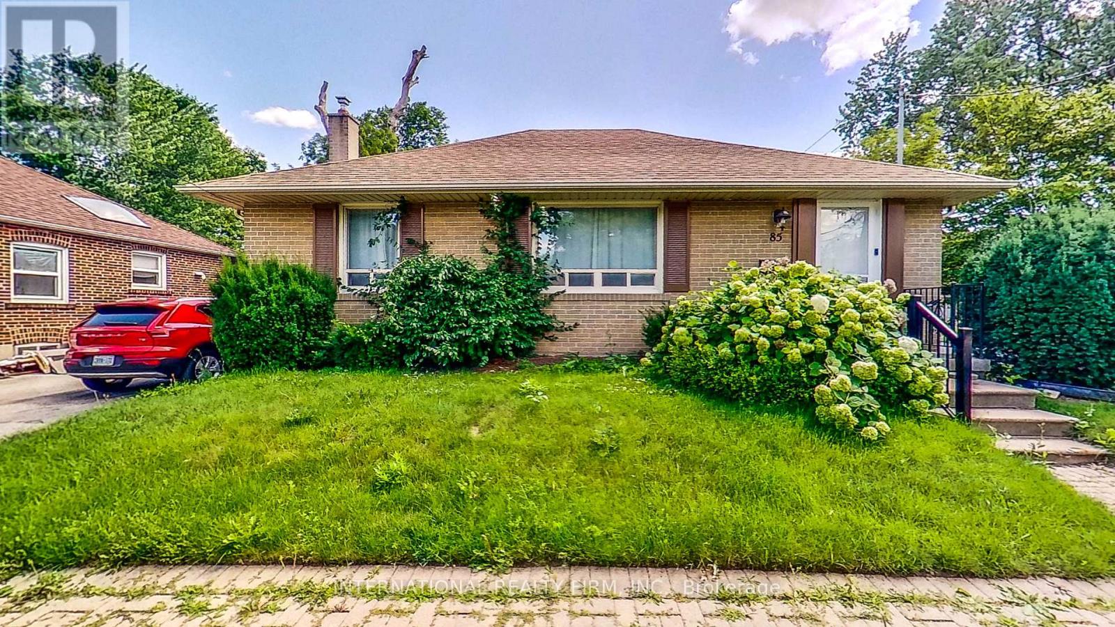 Listing photo of 85 CHURCHILL AVENUE