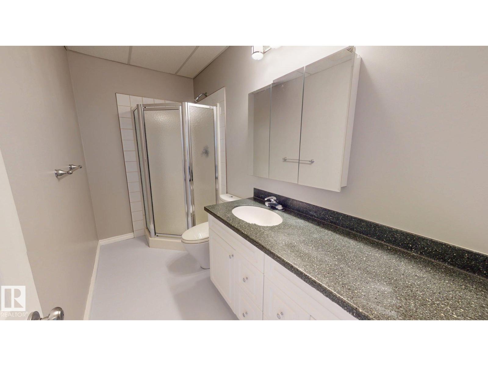 8001 FIRST ST, Fort Saskatchewan