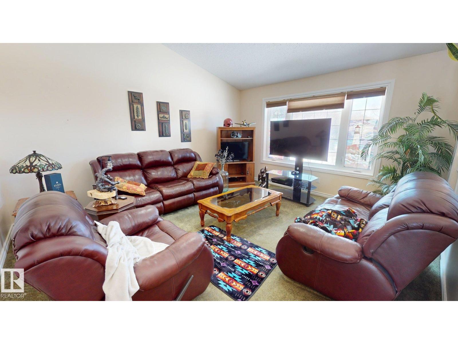 8001 FIRST ST, Fort Saskatchewan