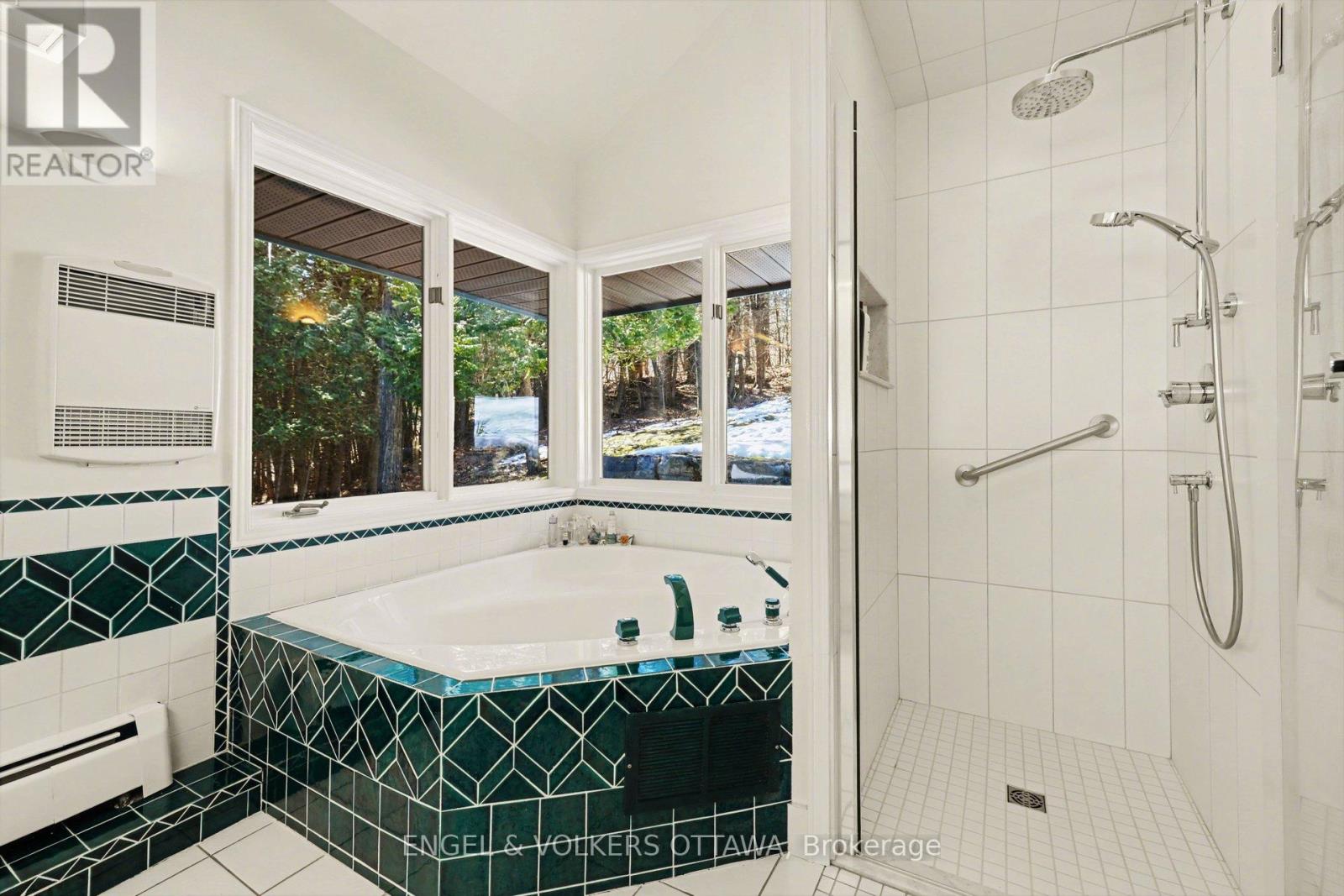 4637 NORTHWOODS DRIVE — photo 31