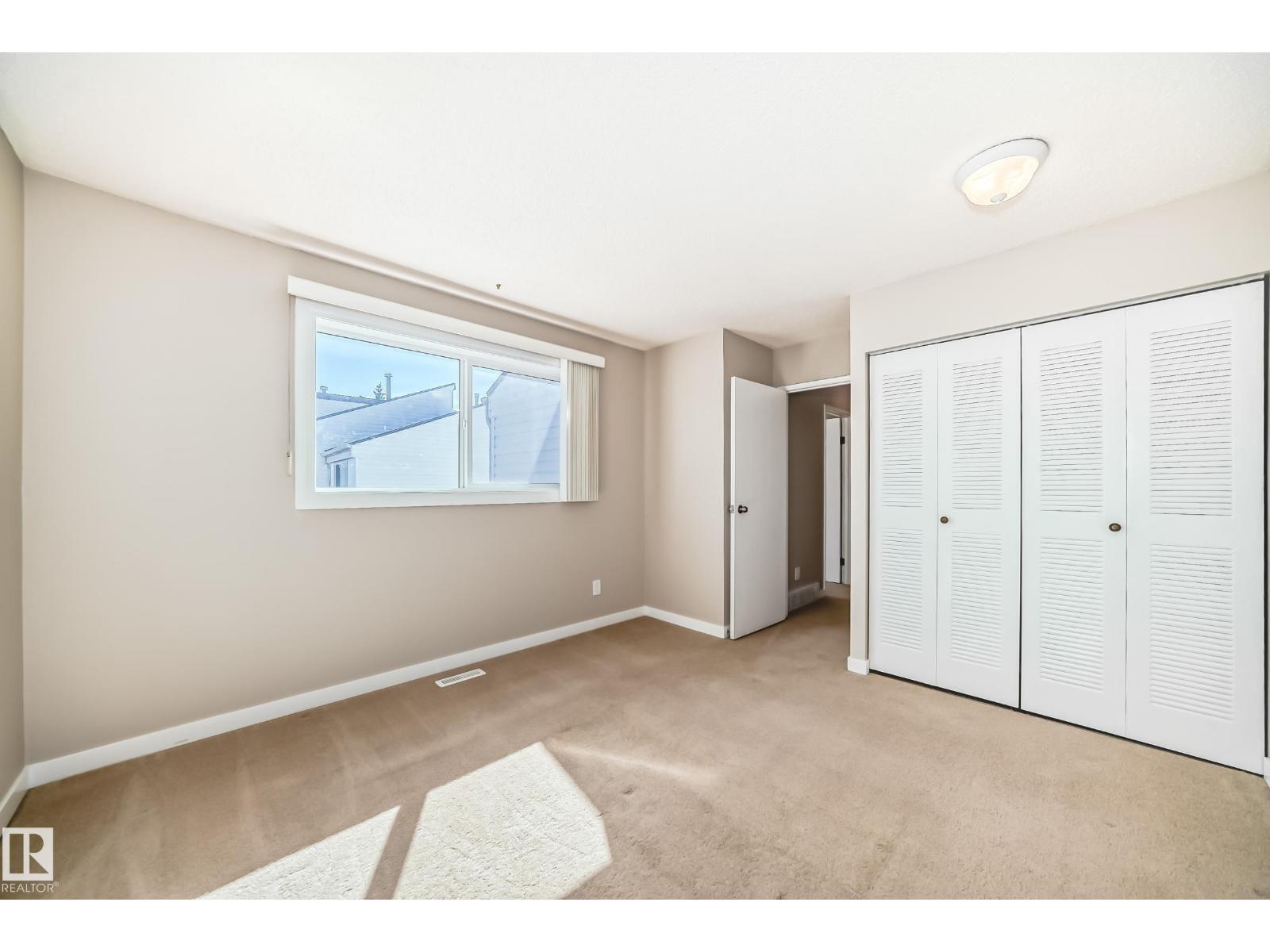 6 WOODVALE VG NW, Edmonton