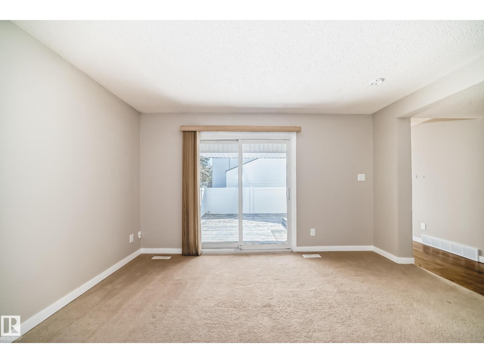 6 WOODVALE VG NW, Edmonton
