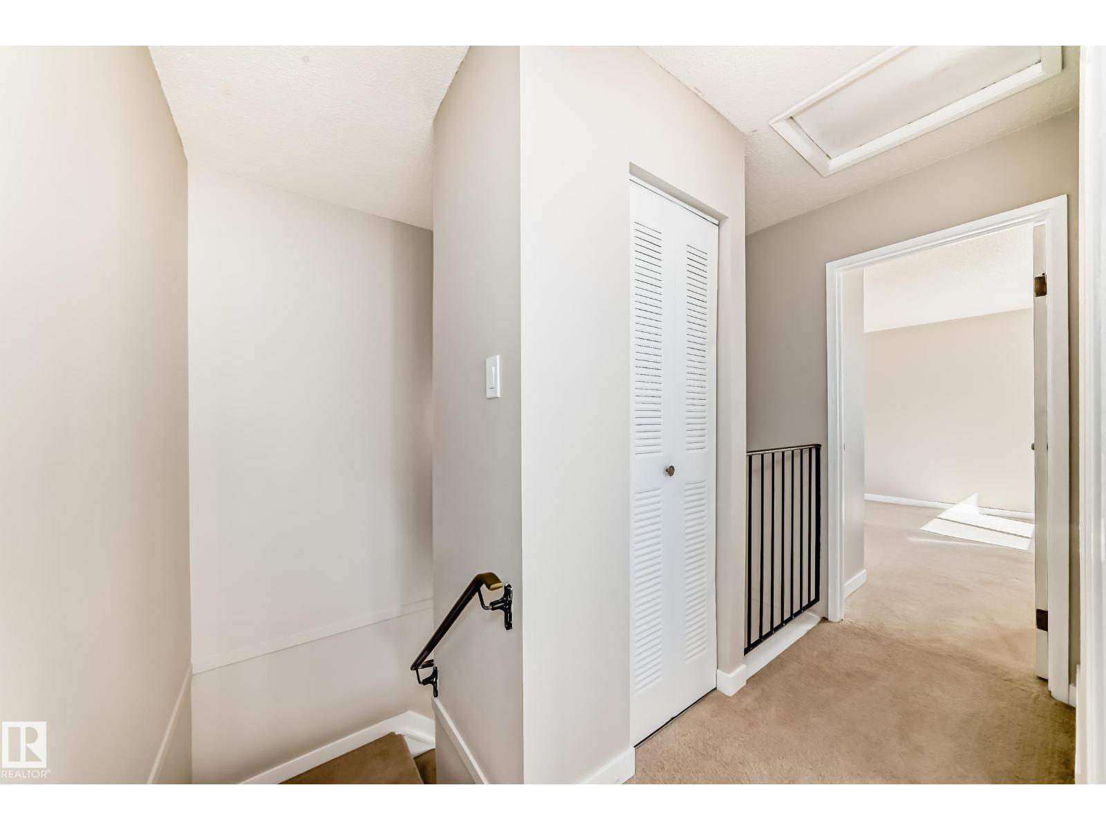 6 WOODVALE VG NW, Edmonton