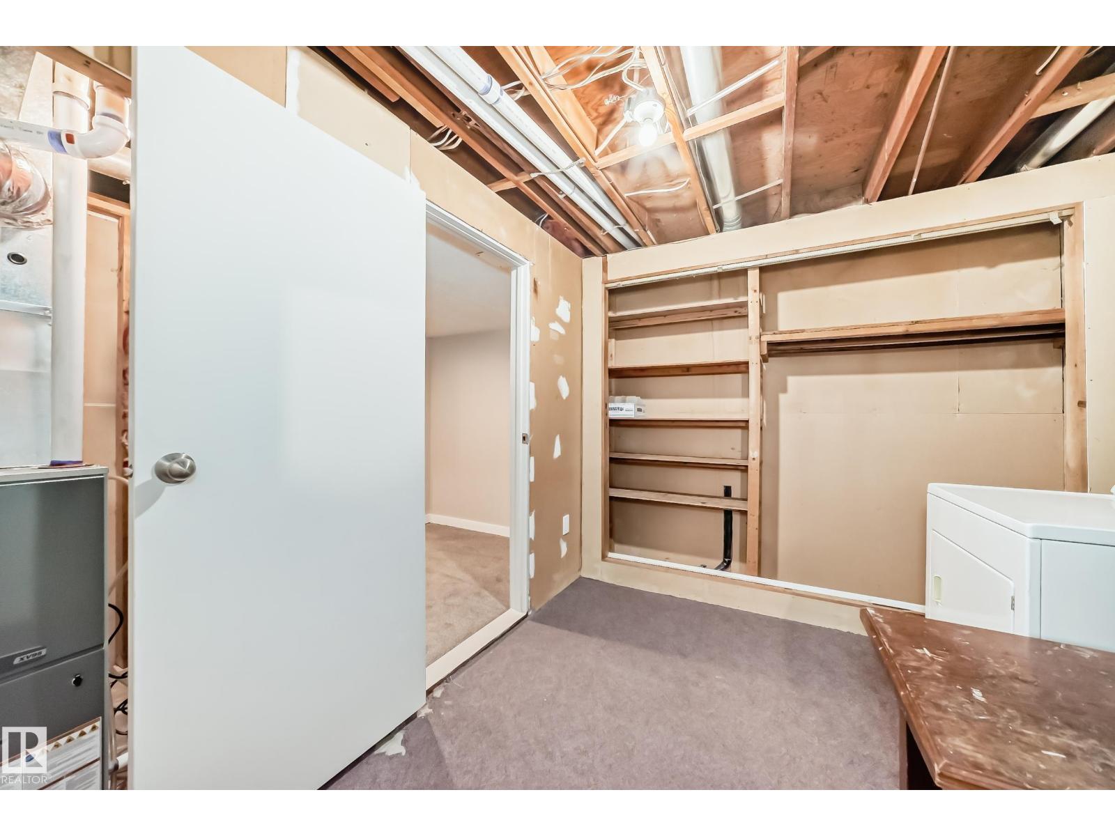 6 WOODVALE VG NW, Edmonton