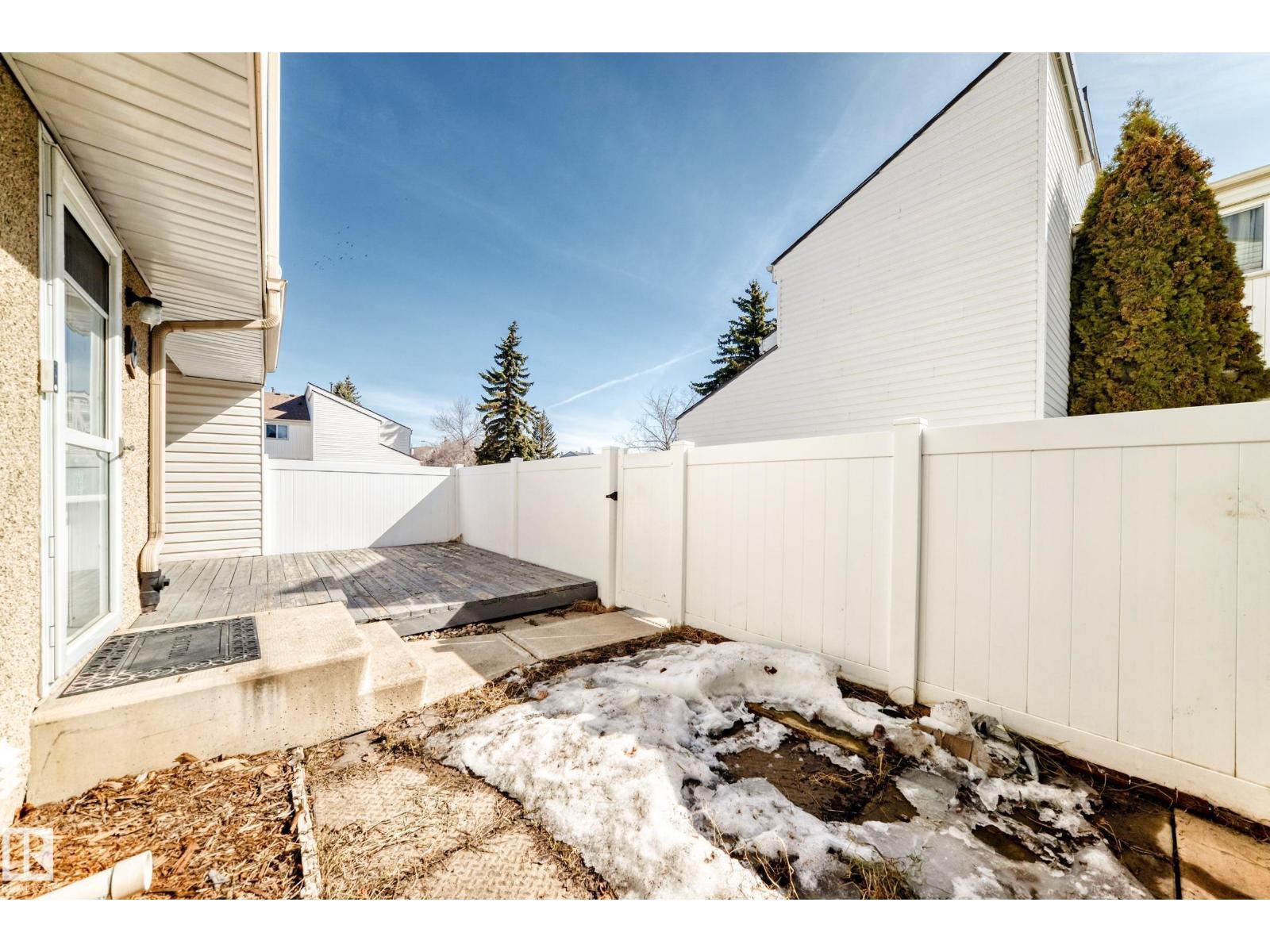 6 WOODVALE VG NW, Edmonton