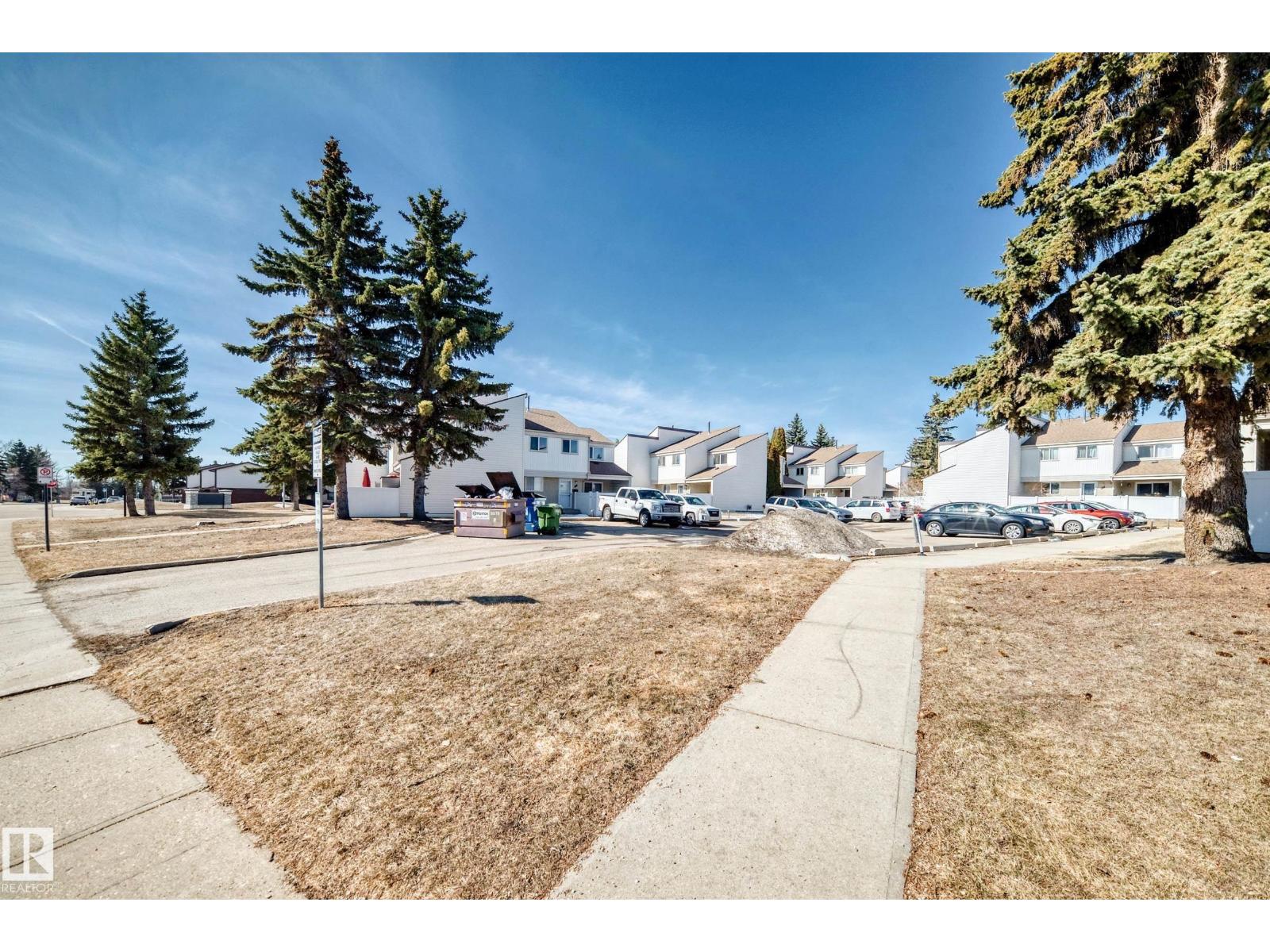 6 WOODVALE VG NW, Edmonton