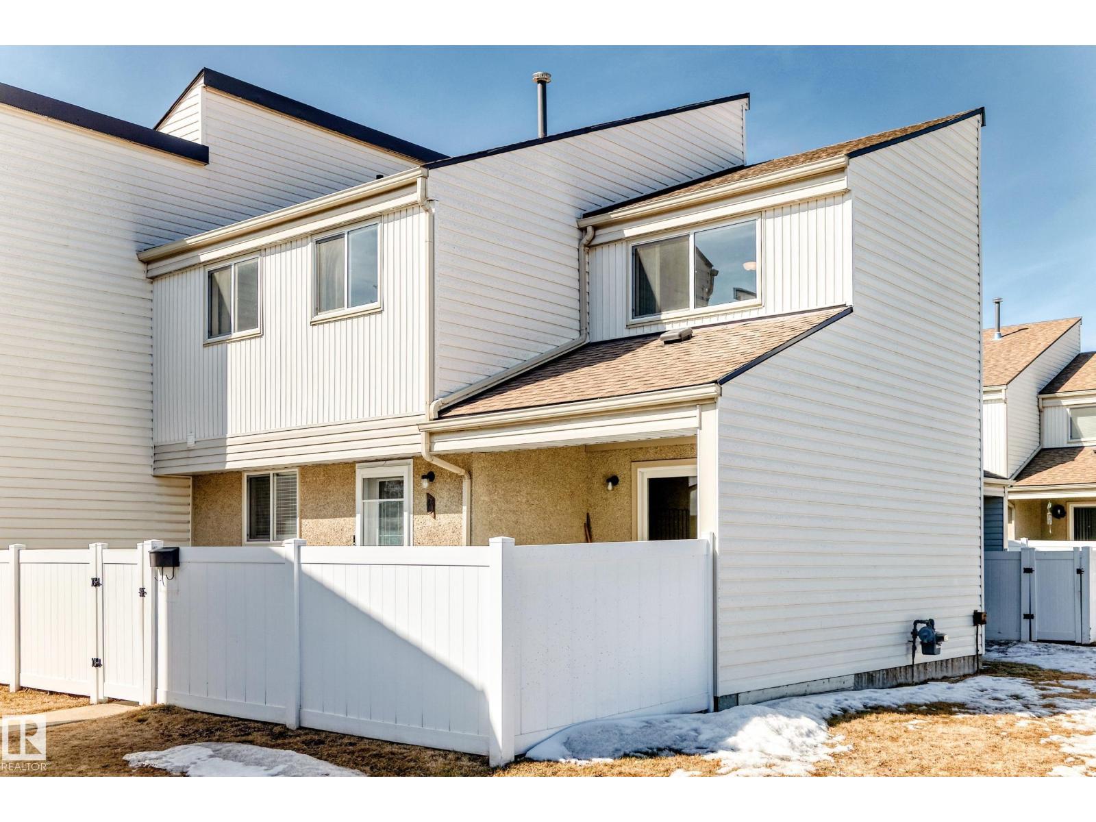 6 WOODVALE VG NW, Edmonton