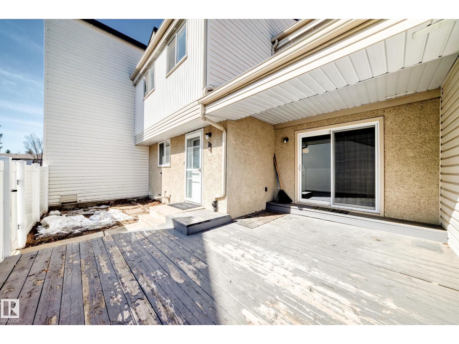 6 WOODVALE VG NW, Edmonton