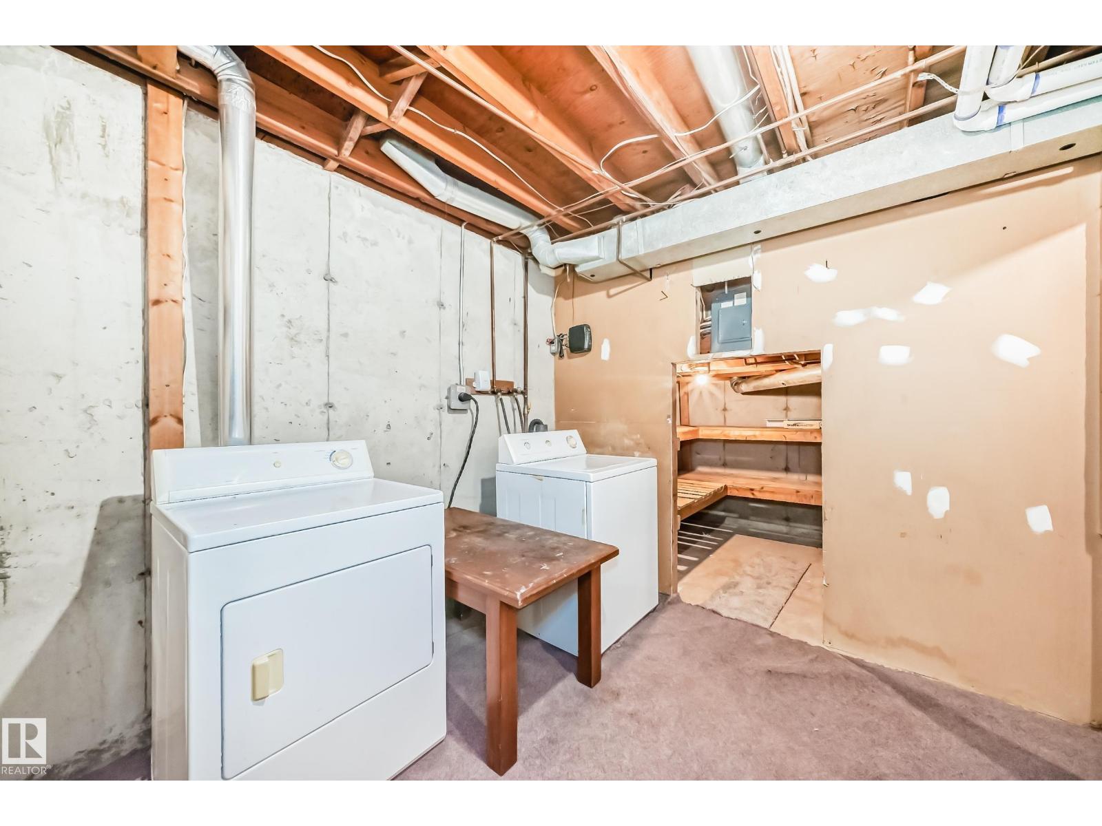 6 WOODVALE VG NW, Edmonton