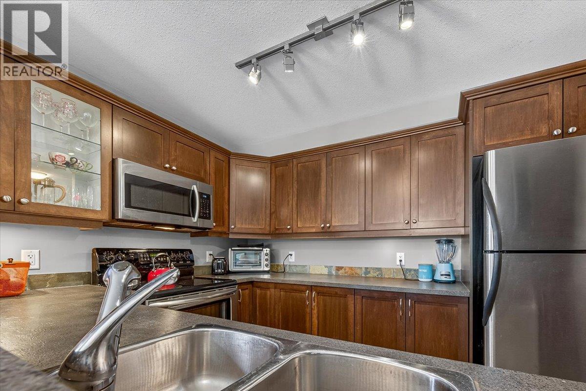 #310 4884 STANLEY STREET - 18