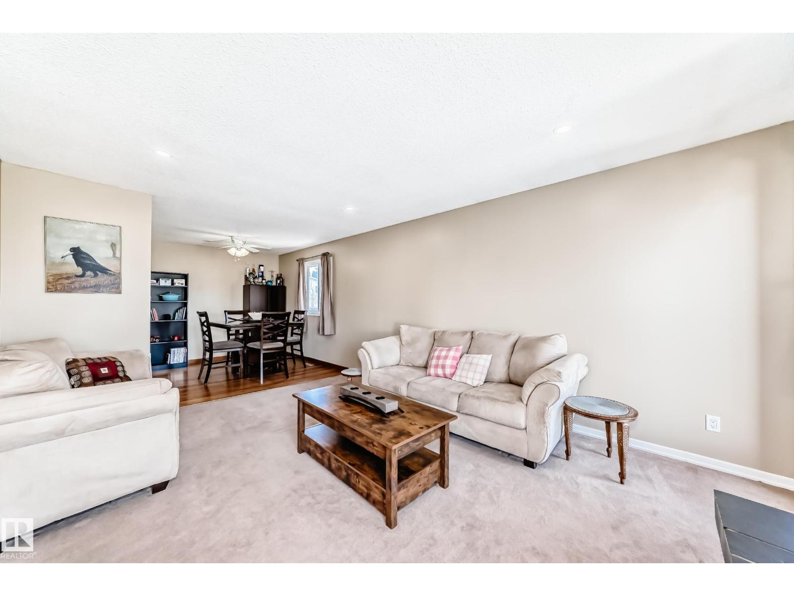 11323 162 AV NW, Edmonton