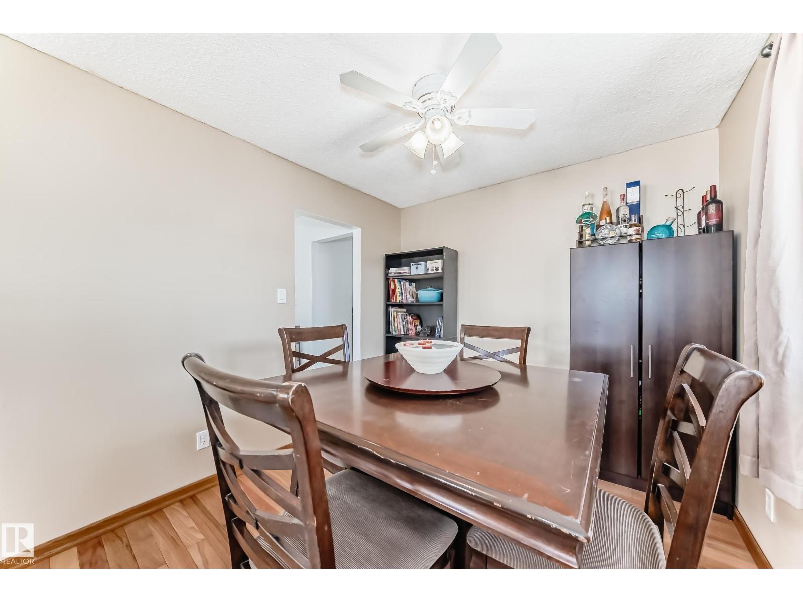 11323 162 AV NW, Edmonton