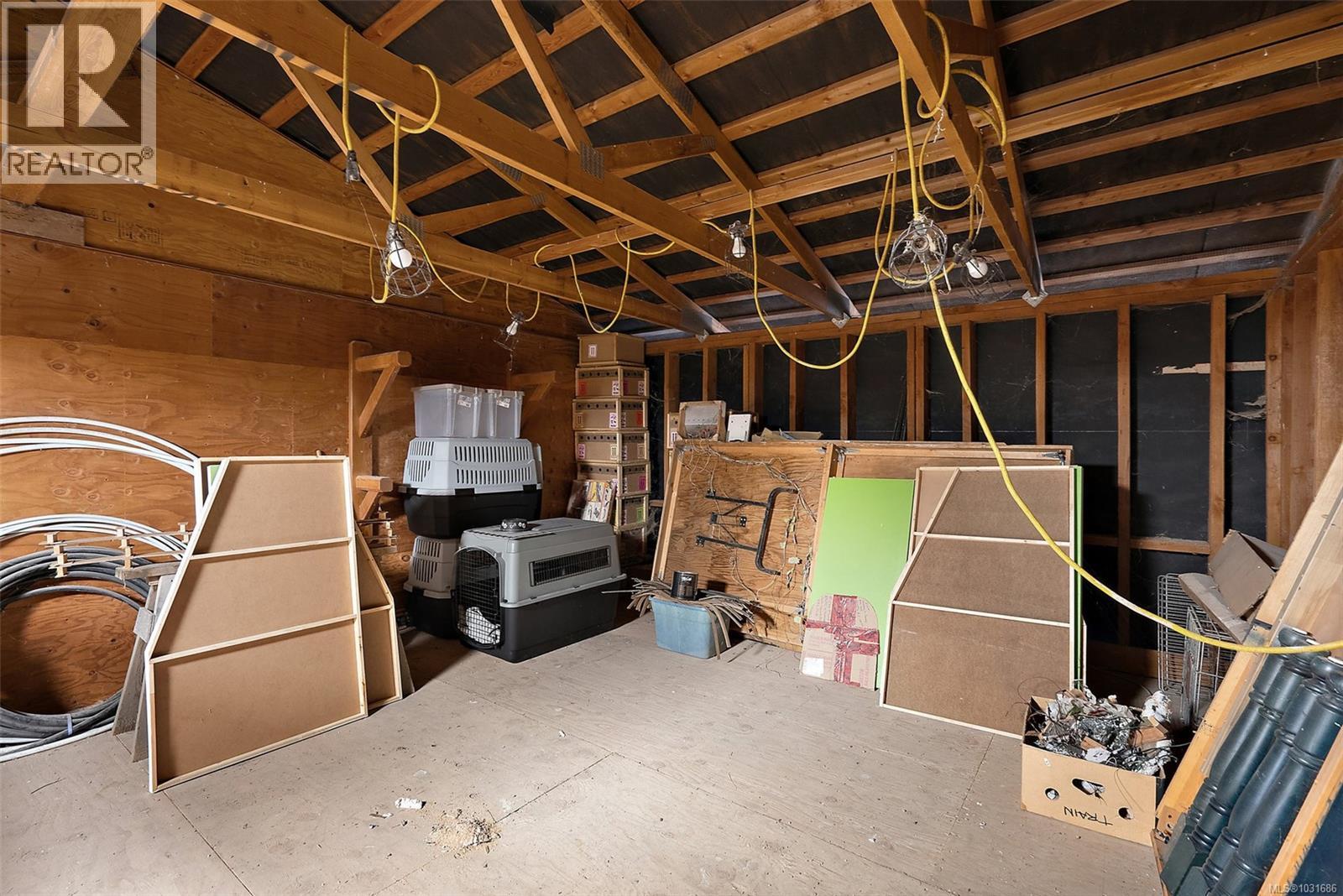 10650 West Saanich Rd - 45