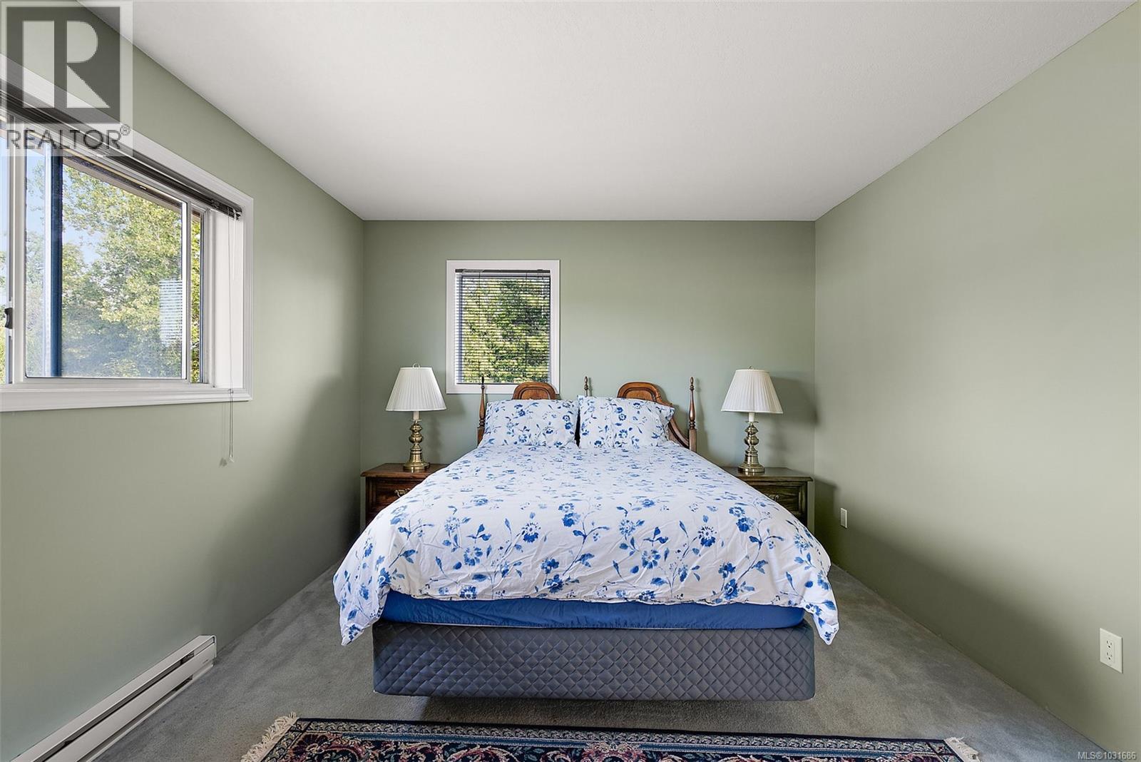 10650 West Saanich Rd - 19