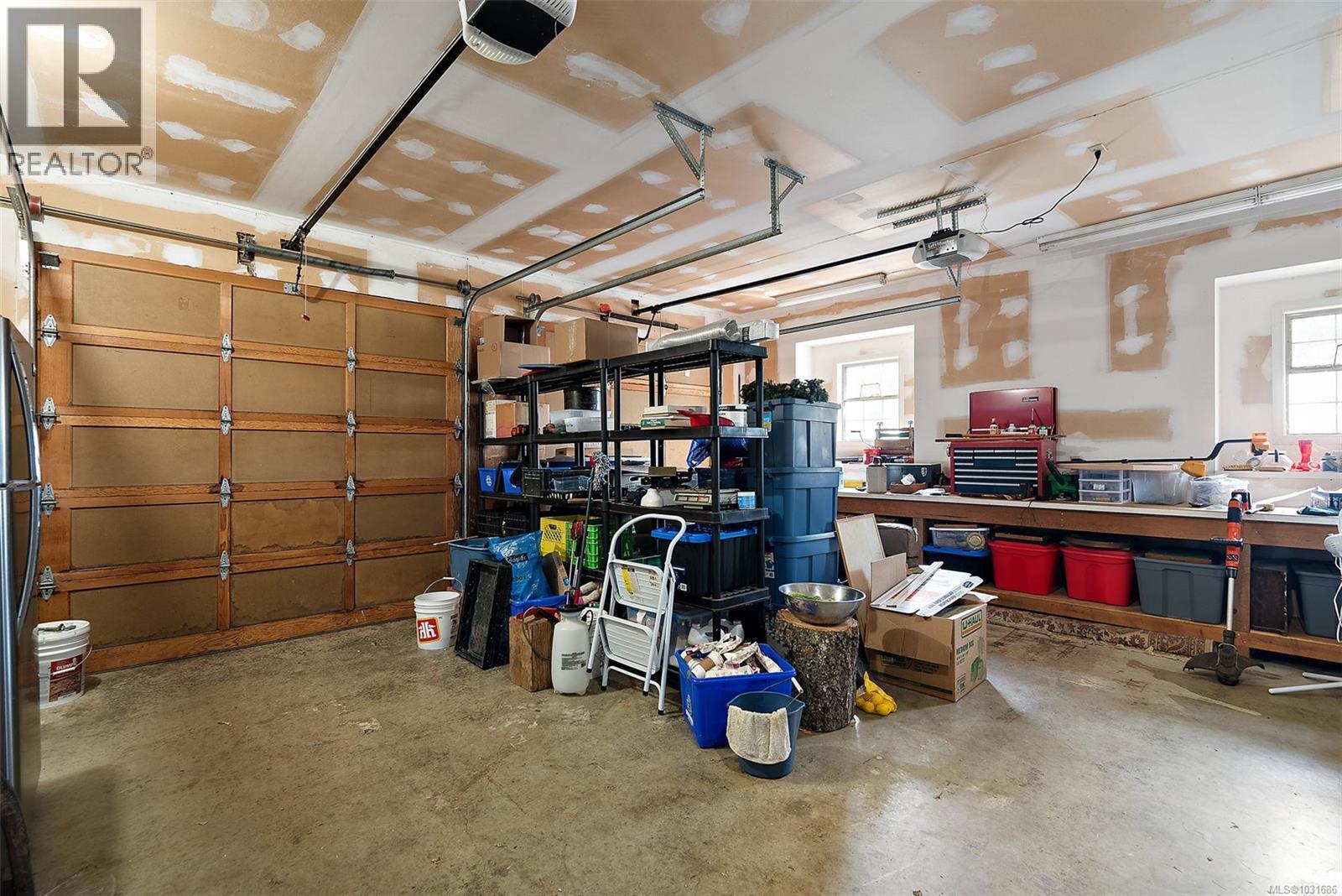 10650 West Saanich Rd - 35