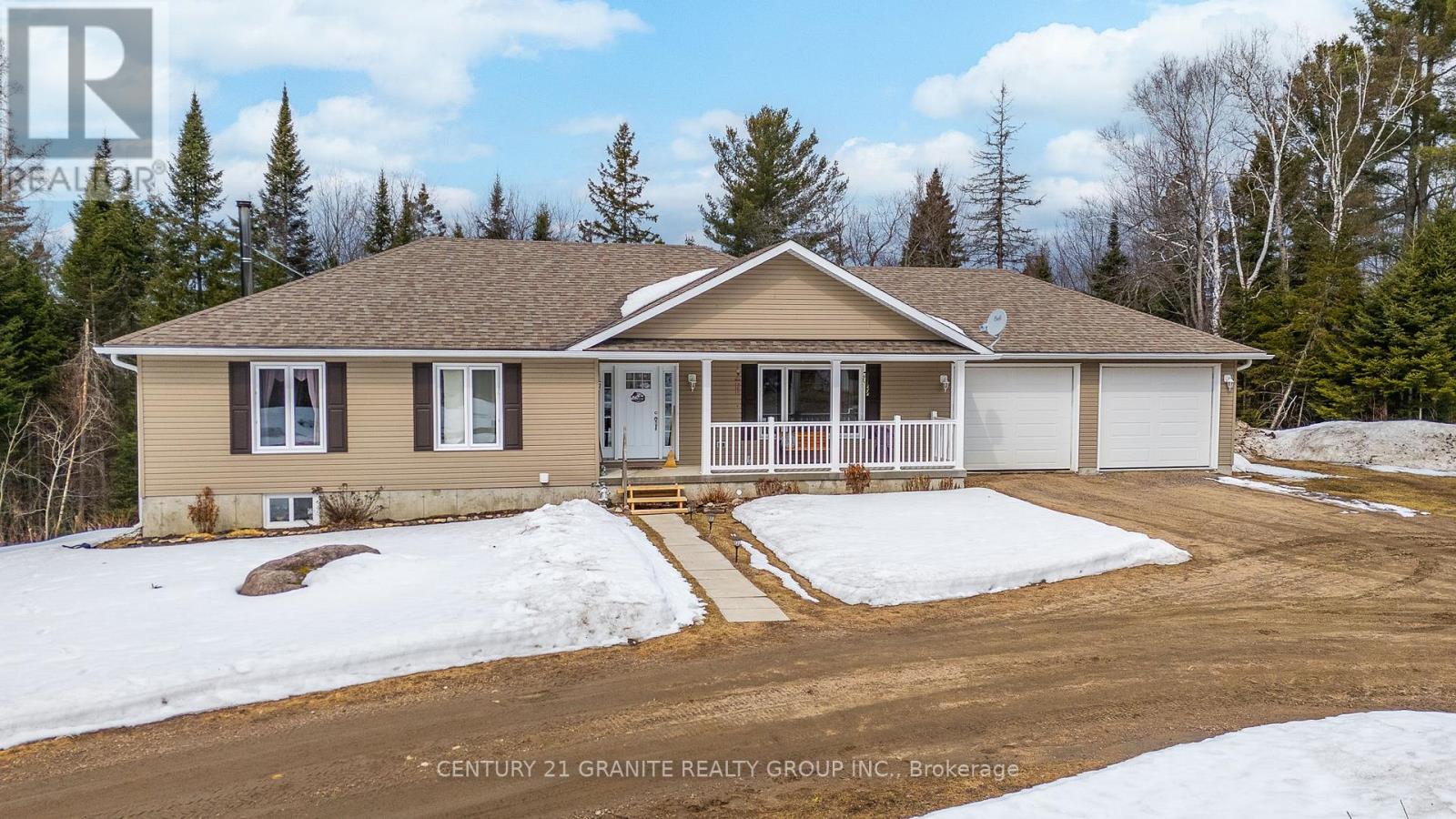 818 WILLIAMS LAKE ROAD