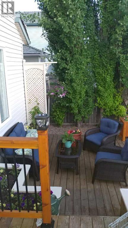 92 Bow Ridge Crescent, Cochrane