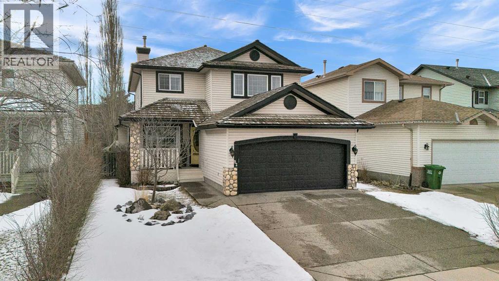 92 Bow Ridge Crescent, Cochrane