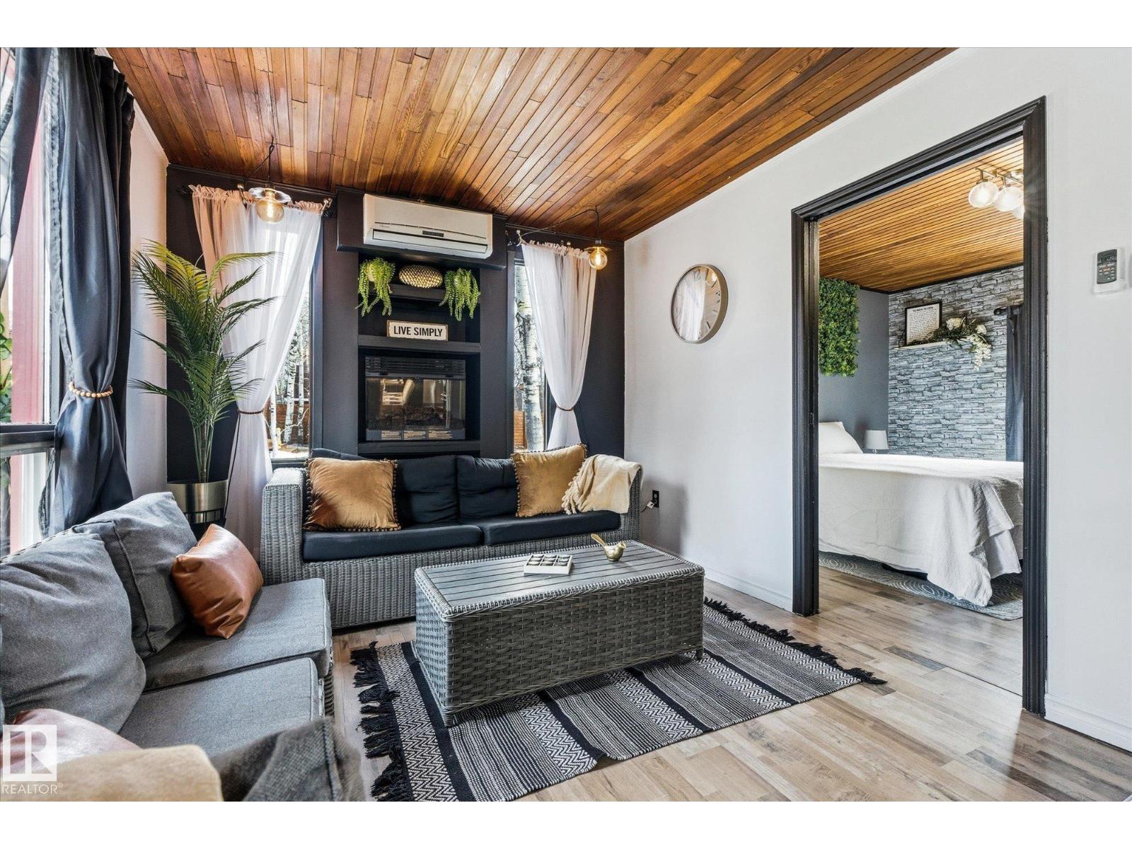 #34 53113 RGE ROAD 44, Rural Parkland County