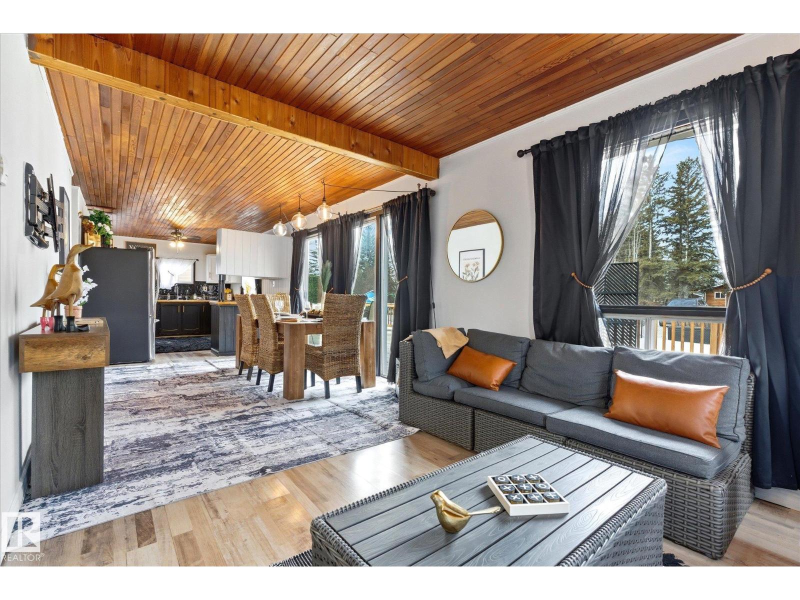 #34 53113 RGE ROAD 44, Rural Parkland County