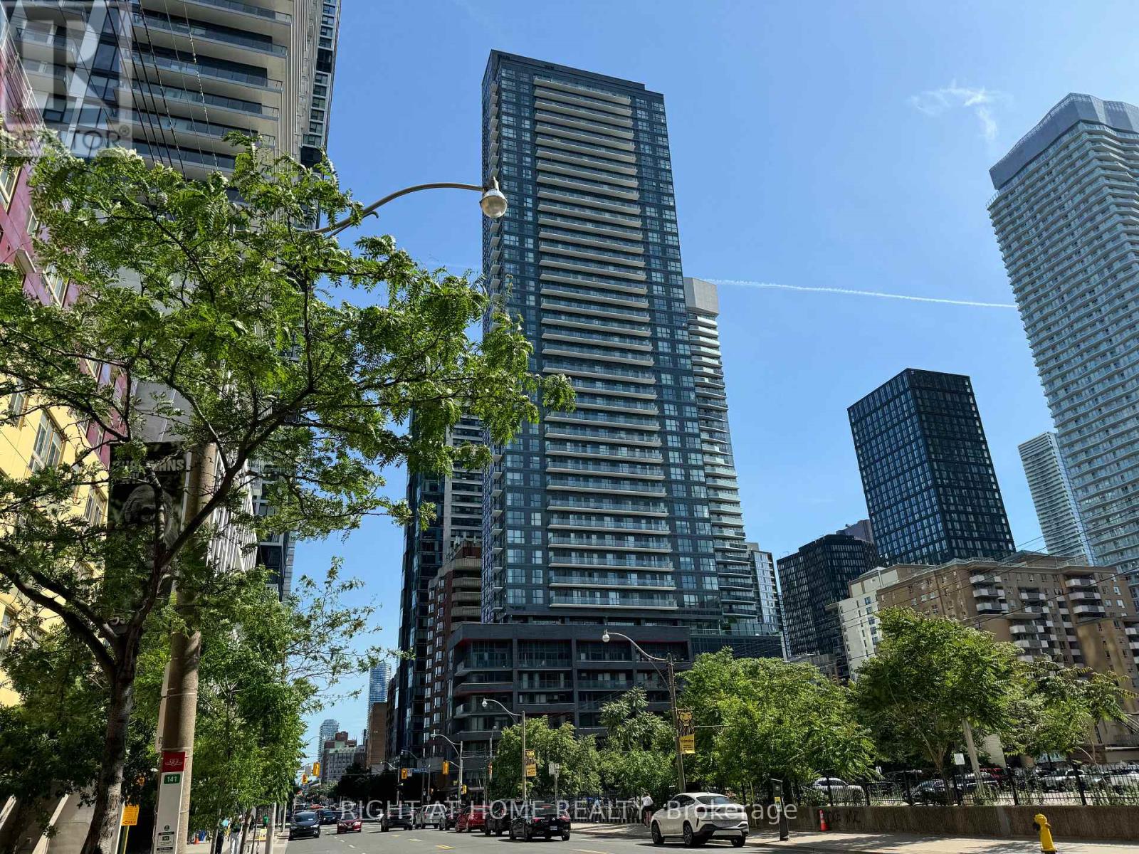 906 - 159 DUNDAS STREET E