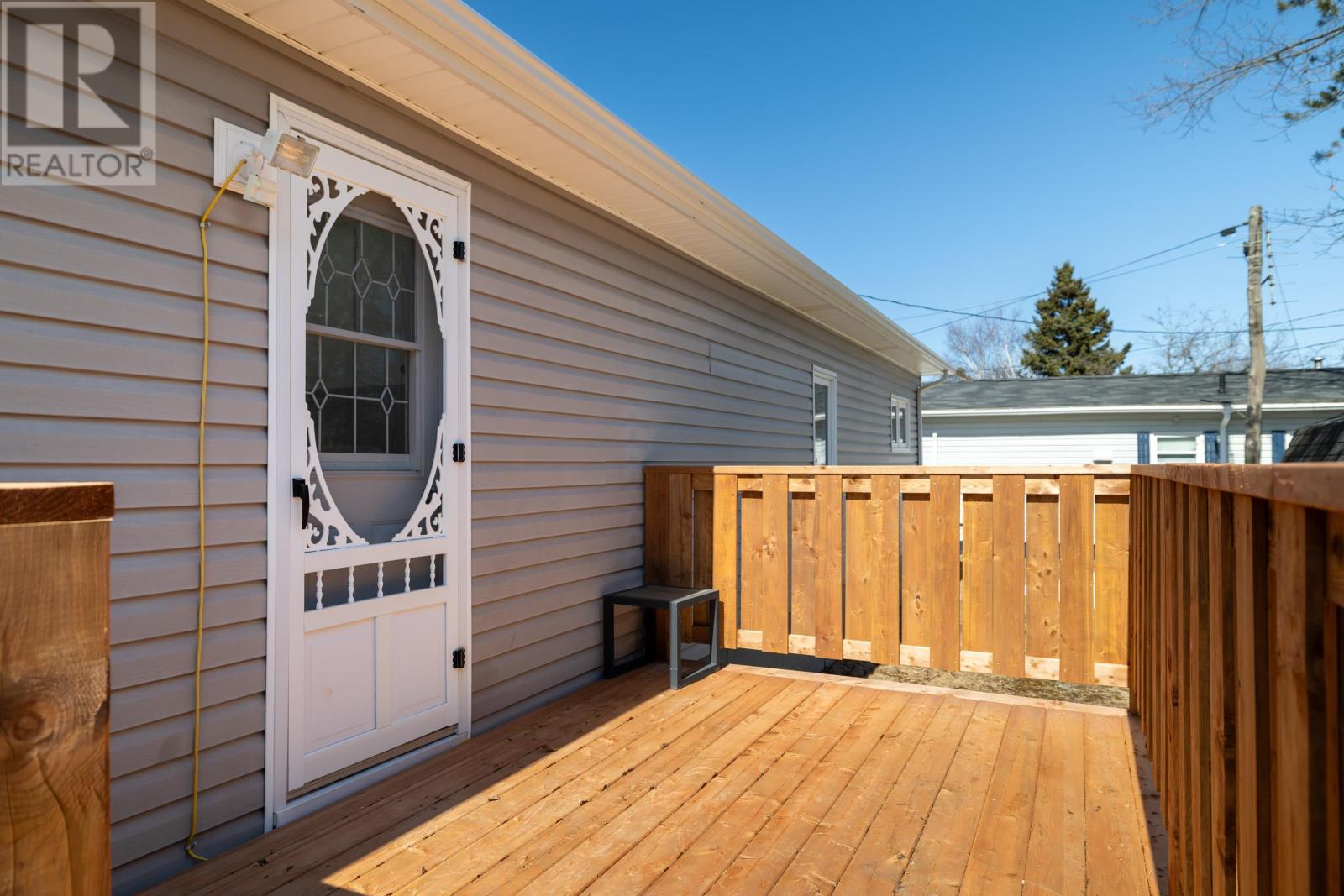 9 OAKWOOD CRESCENT - 22