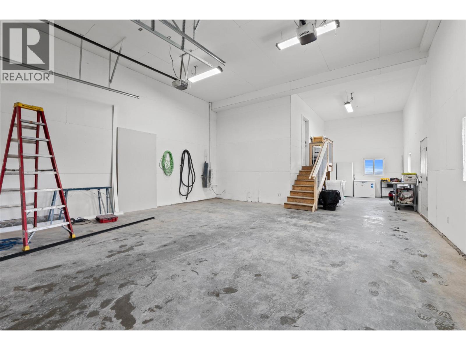 4860 JACKSON Road - 54