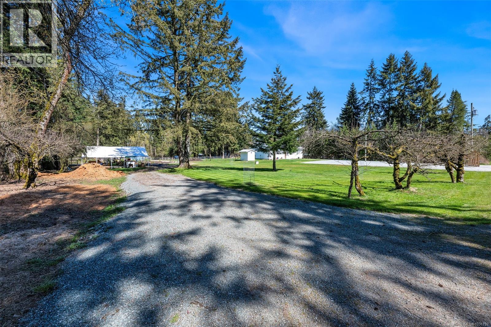 2255 Phipps Rd - 10