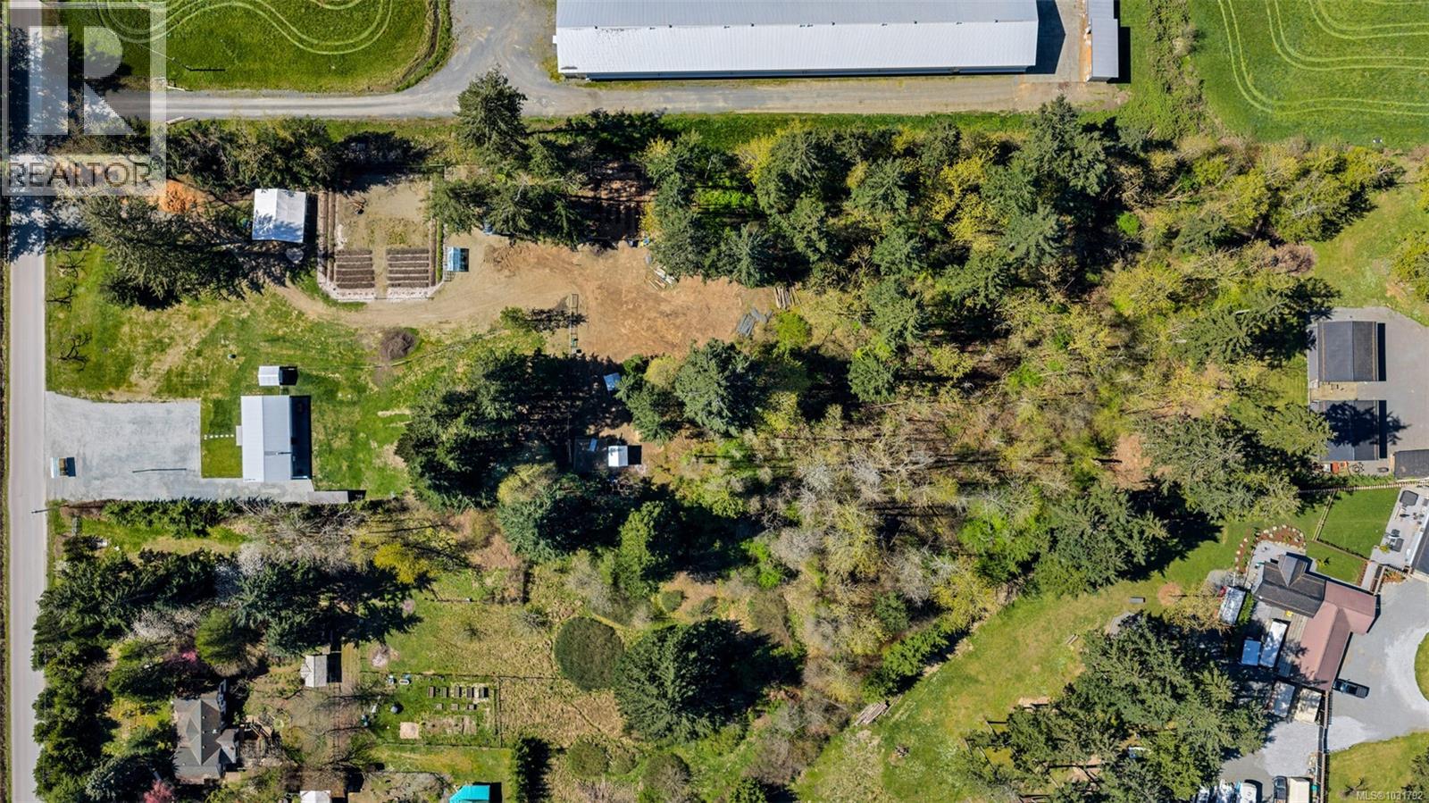 2255 Phipps Rd - 3