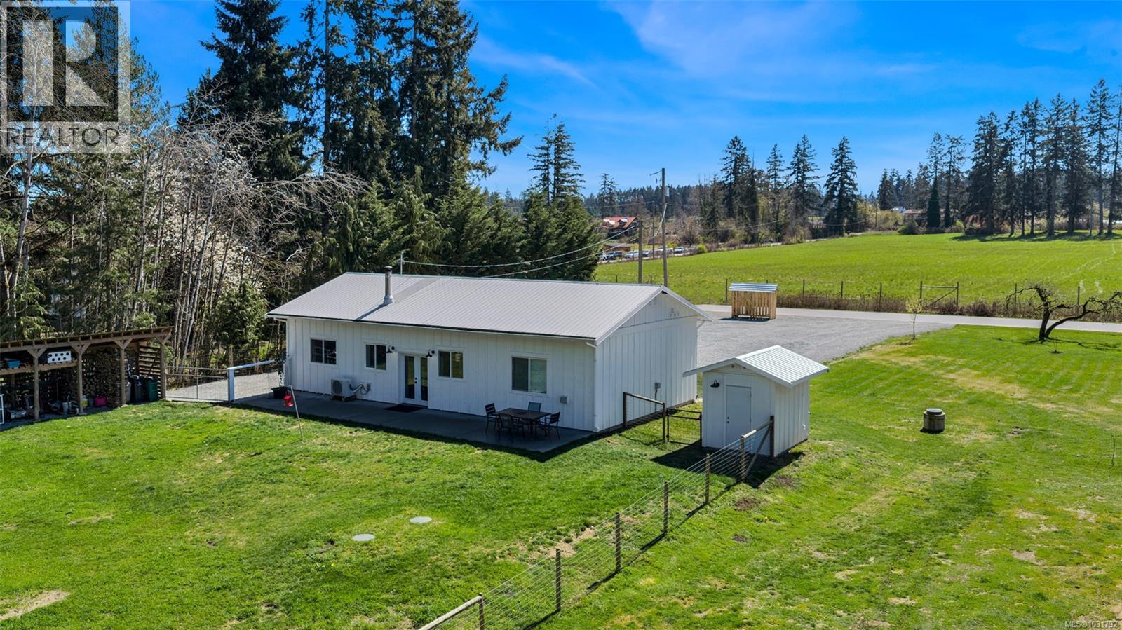 2255 Phipps Rd - 5