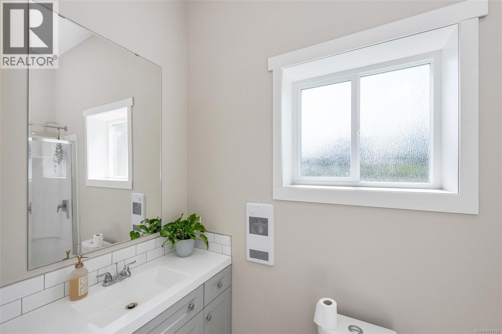 2255 Phipps Rd - 23