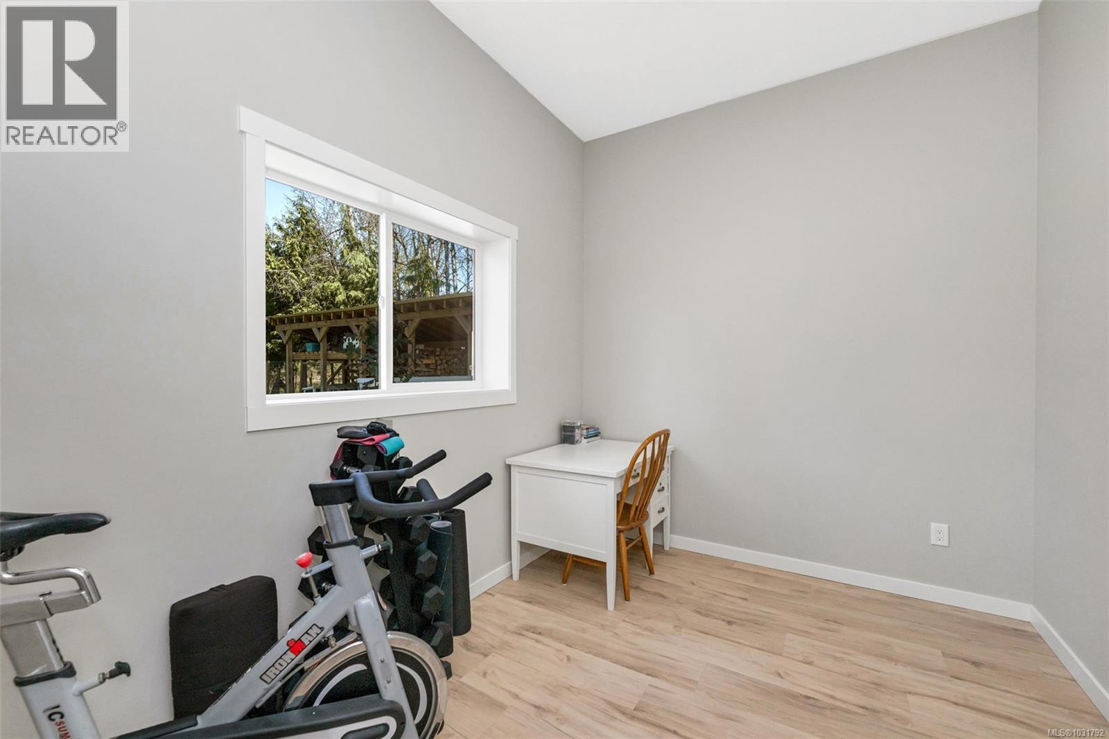 2255 Phipps Rd - 30