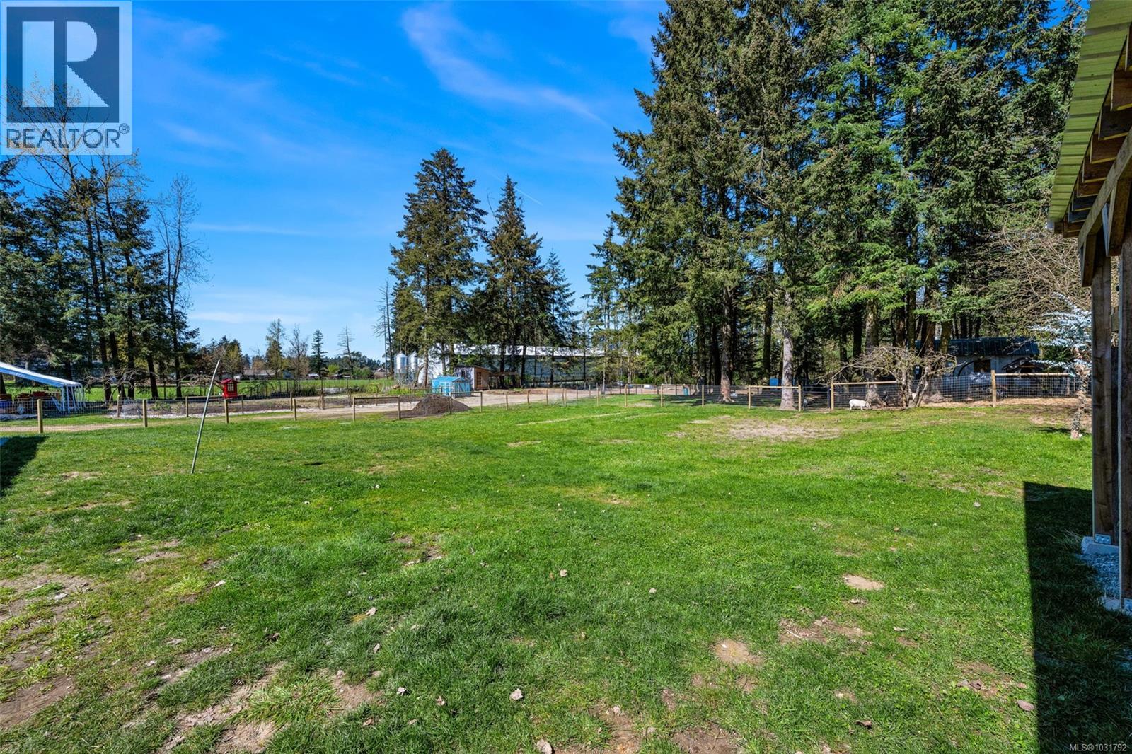 2255 Phipps Rd - 46