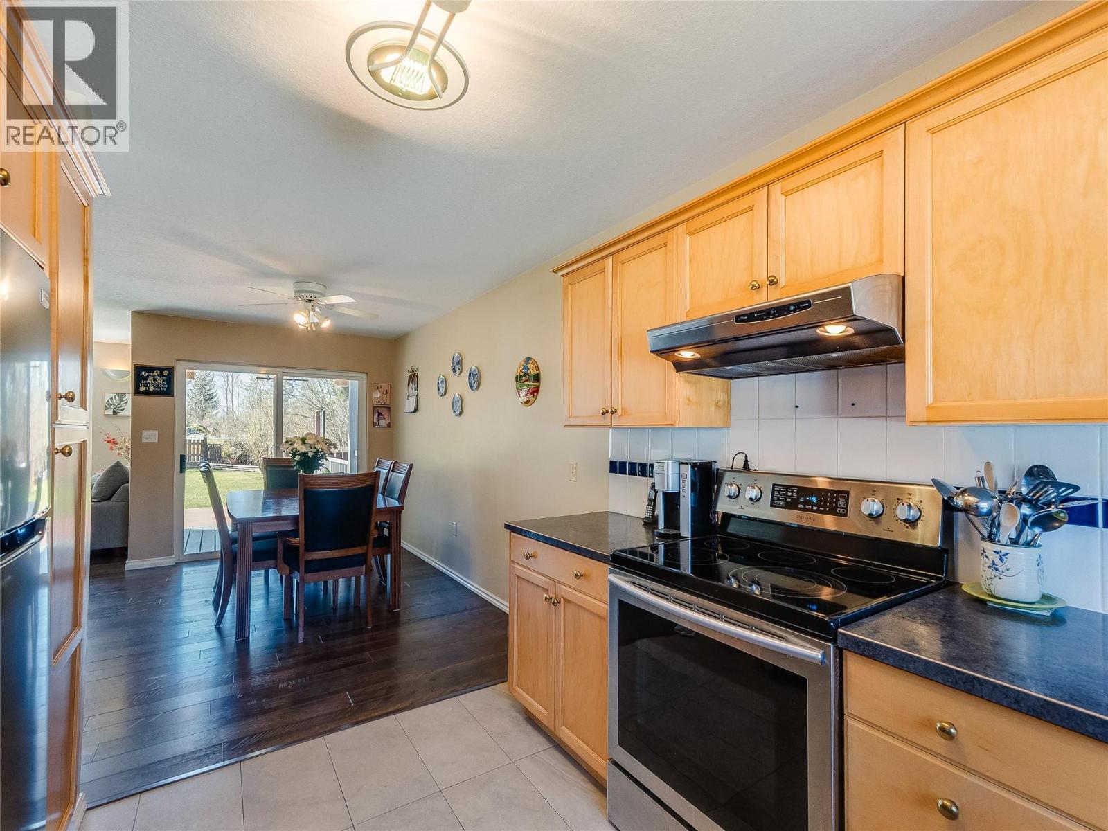 113 CEDAR AVENUE - 12