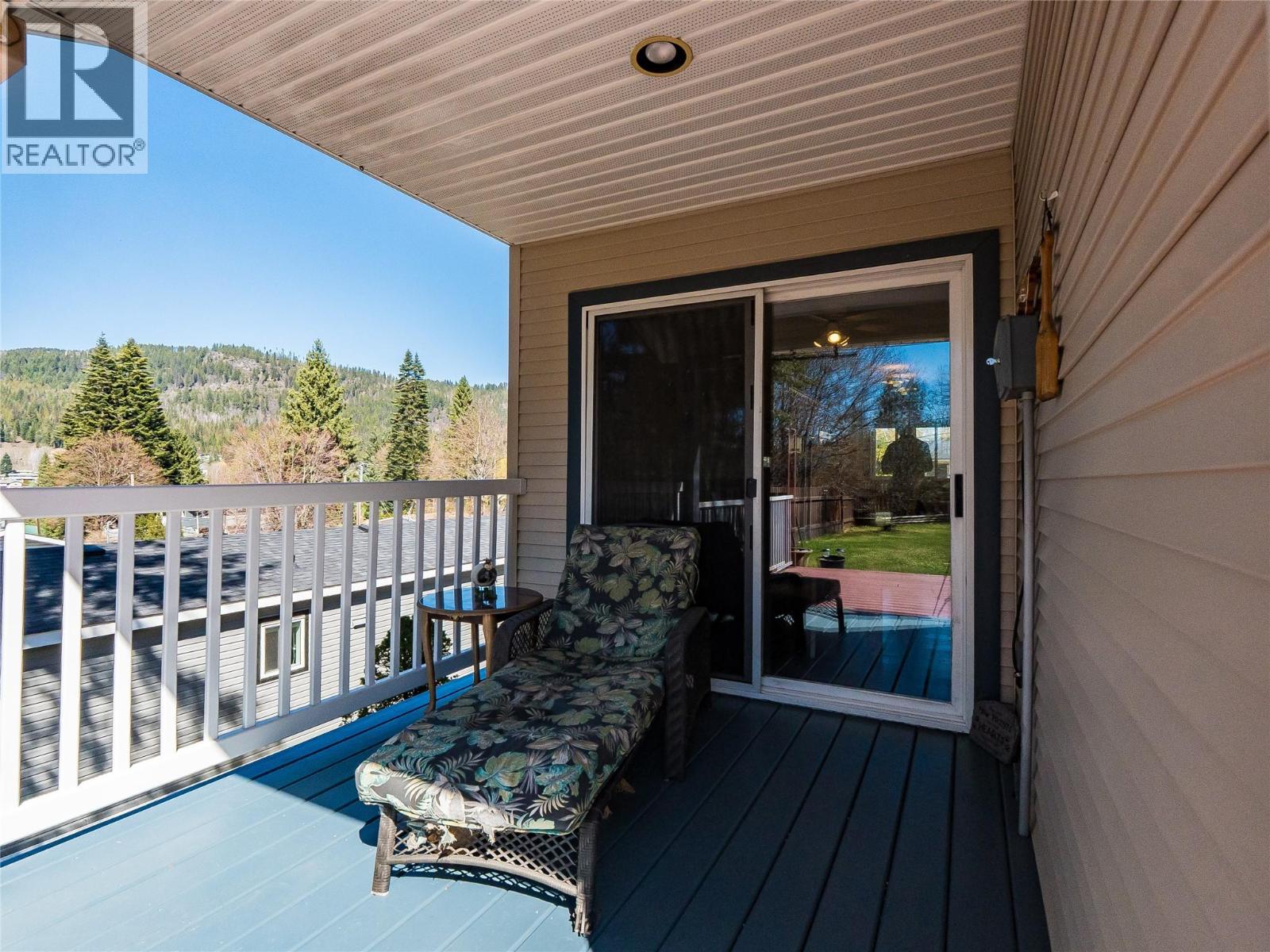 113 CEDAR AVENUE - 44