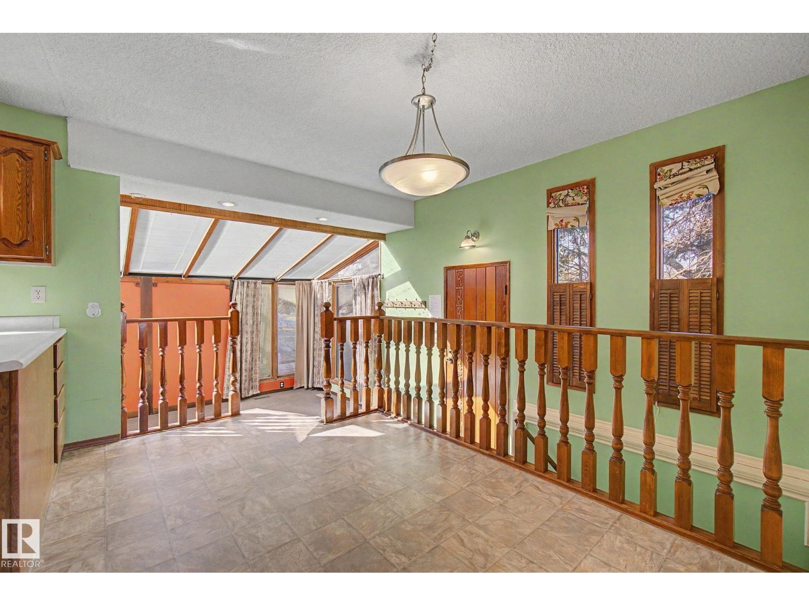 6223 139 AV NW, Edmonton